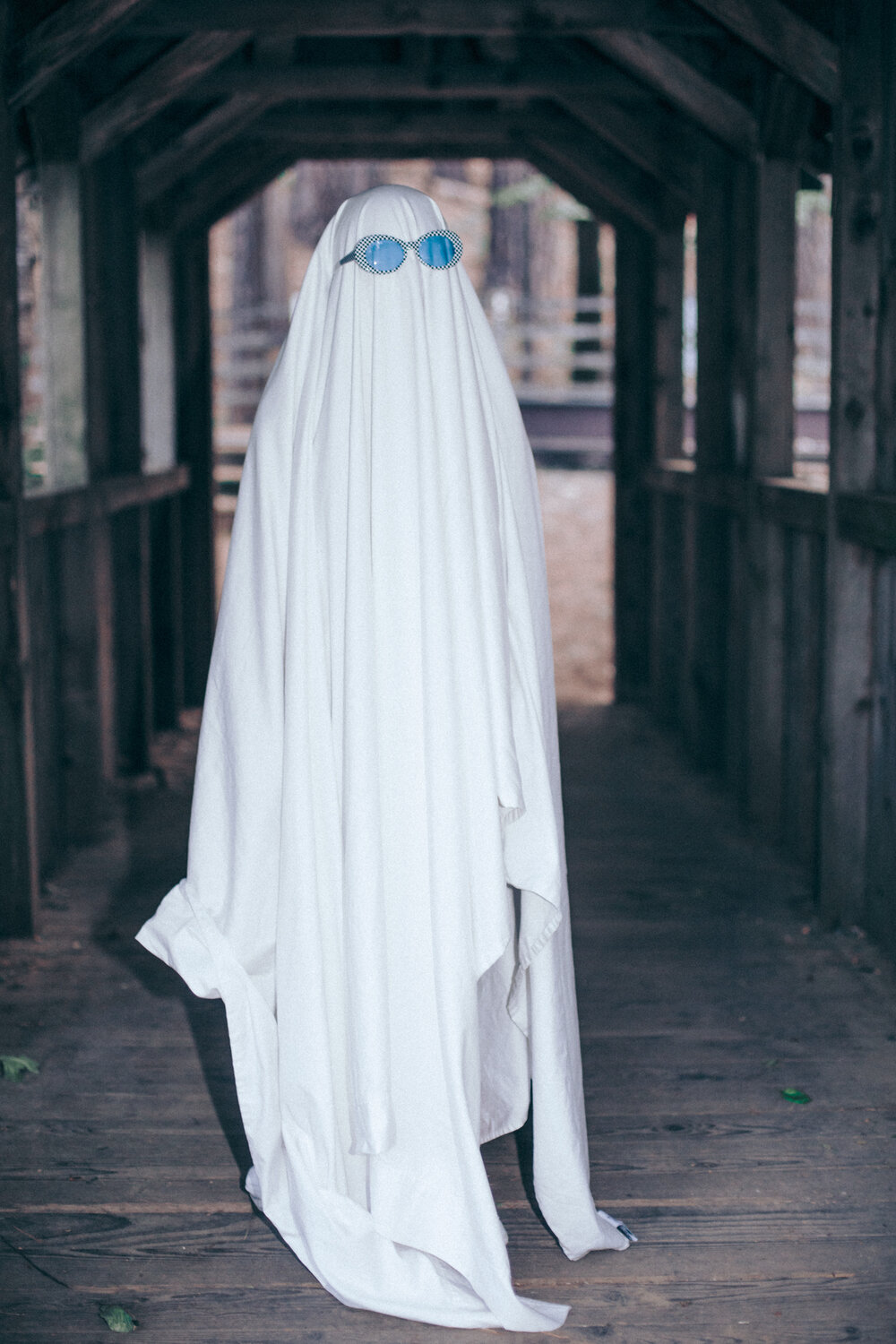 Ghost Photoshoot Challenge with Anika Vodicka | Photo by Lenka V