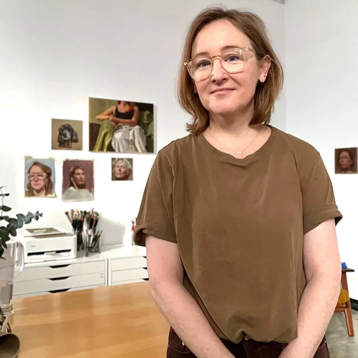 Welcome to Canopy, @lindsayshillington_art 🎊
Lindsay is an architect turned representational painter creating still lifes, figurative work, and portraits 🎨 

Visit their studio in Building 1, Studio #225 (upstairs) during Open Canopy every 1st Satu