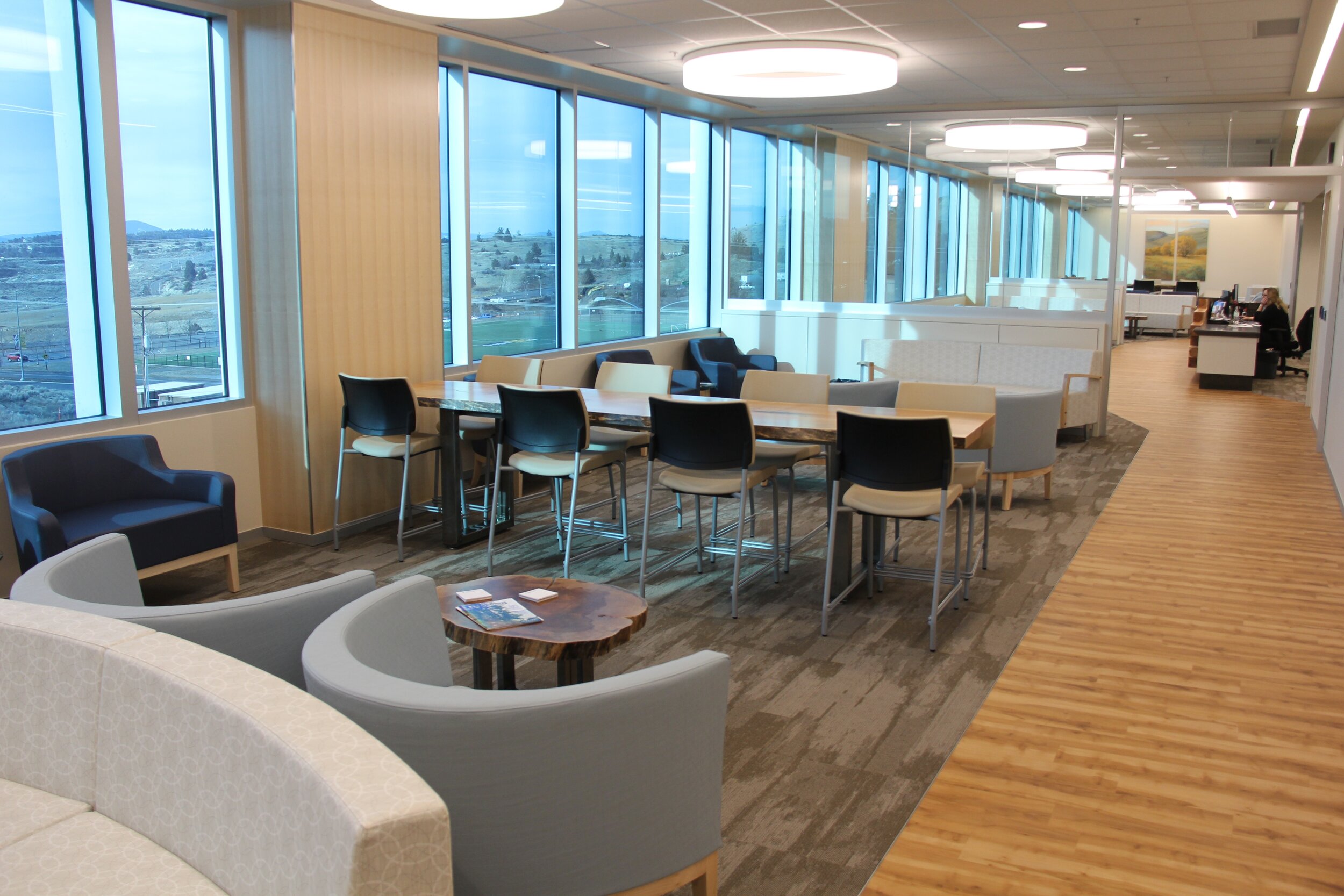 CHC_interior_waiting area-2_01-2020.jpg