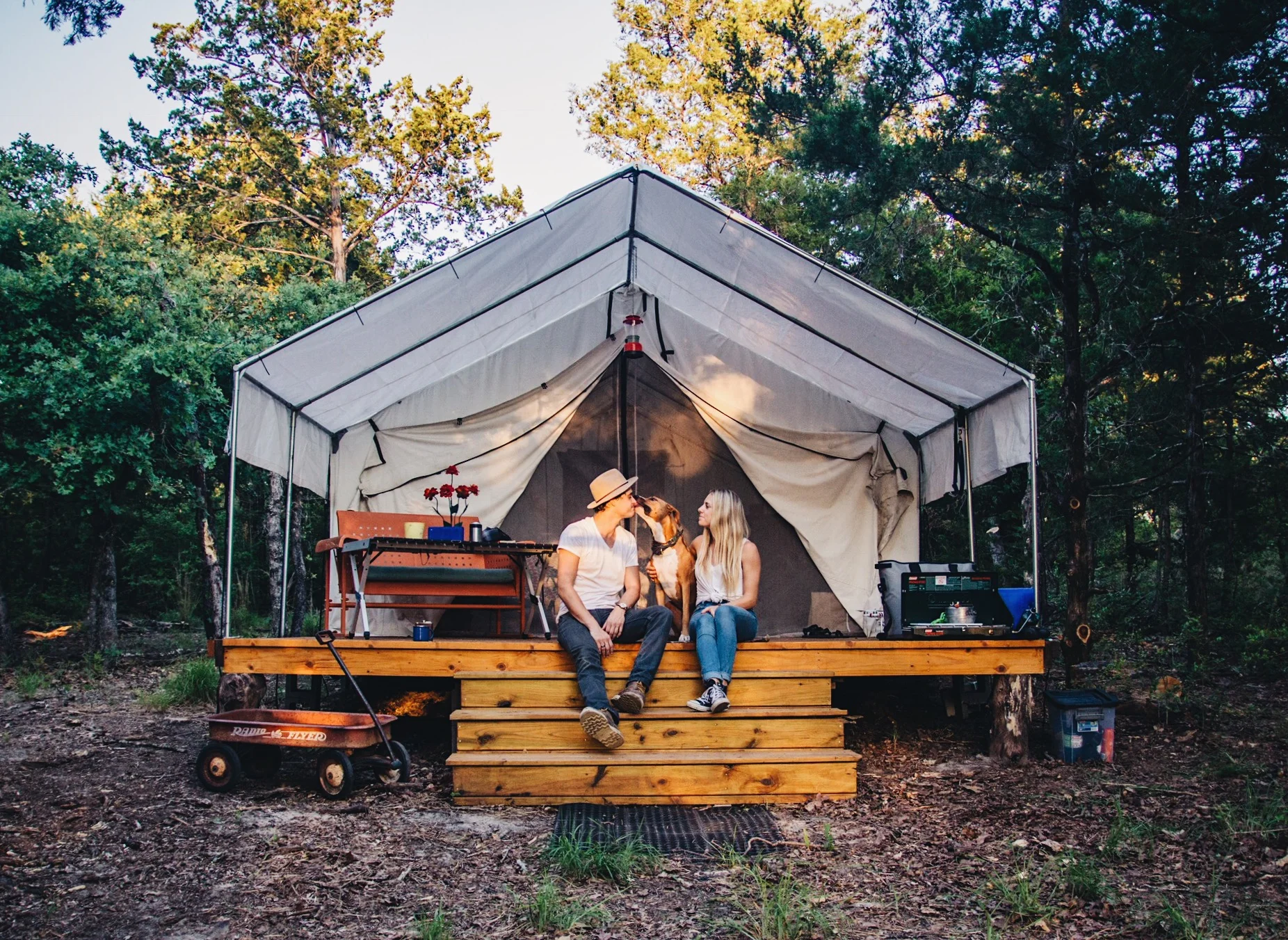 Ardor Wood Farms // Glamping Glen