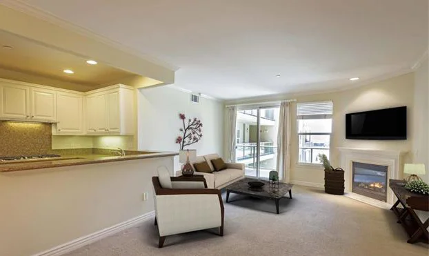 1000 E OCEAN BL #612