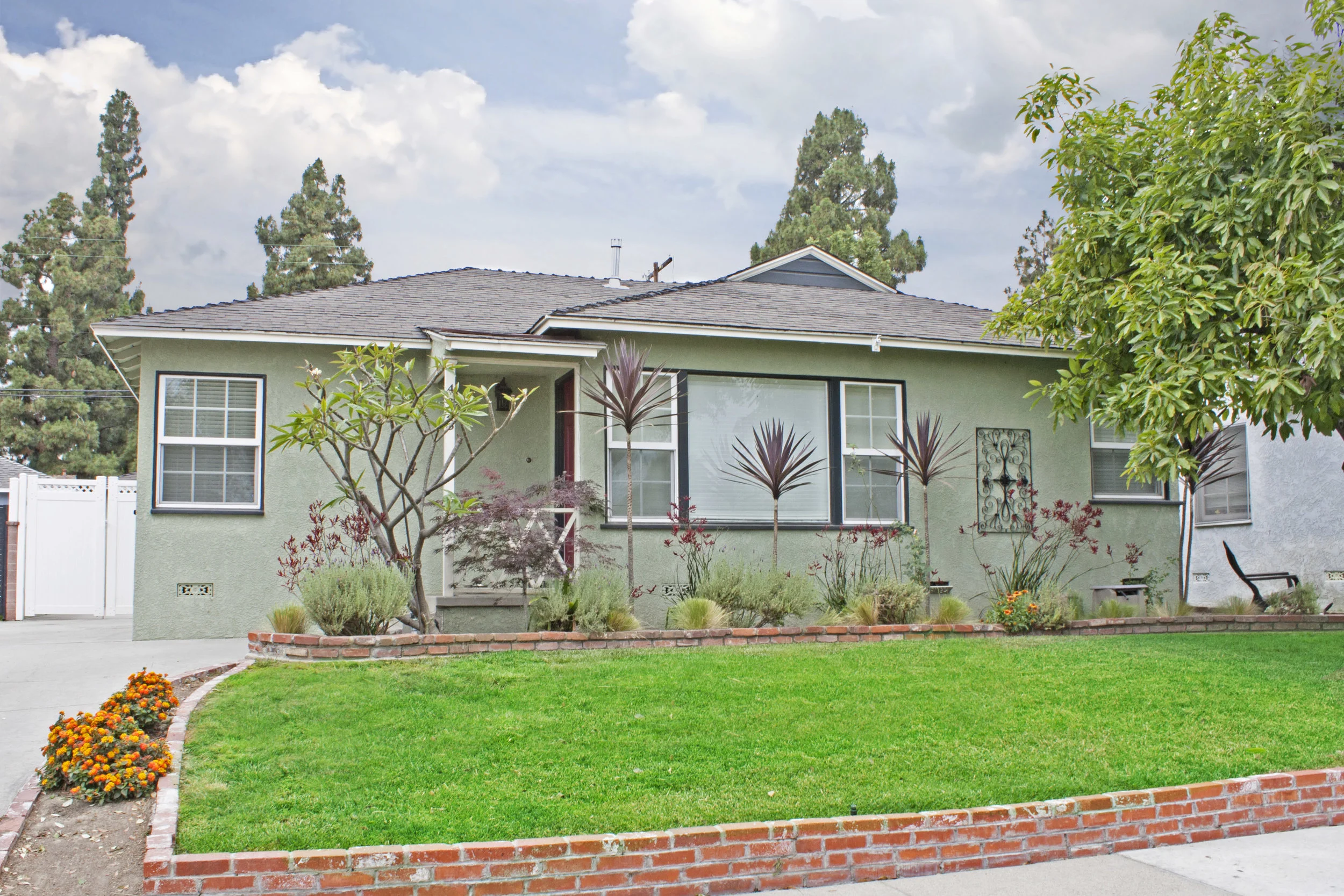 4423 McNab Ave., Long Beach