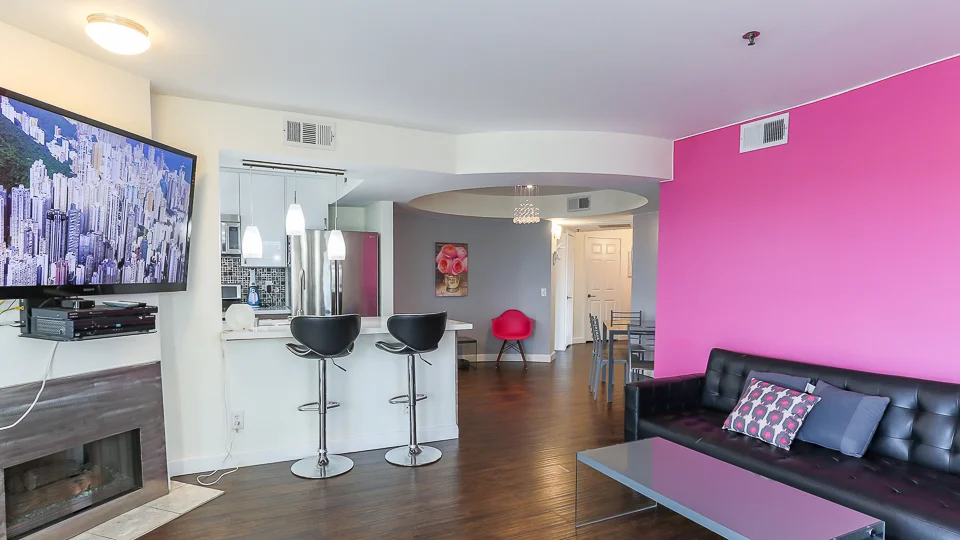 801 Pine Ave #409, Long Beach CA 