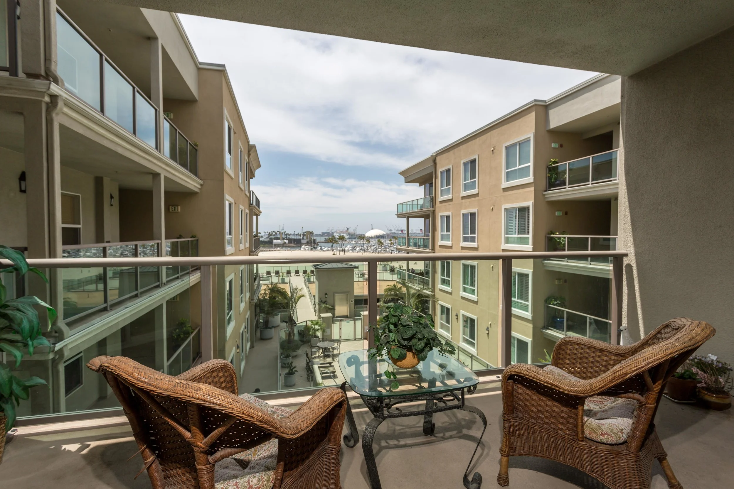 1000 E. Ocean Blvd. #612