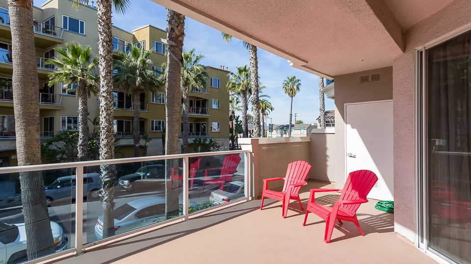 1500 E. Ocean #417, Long Beach CA