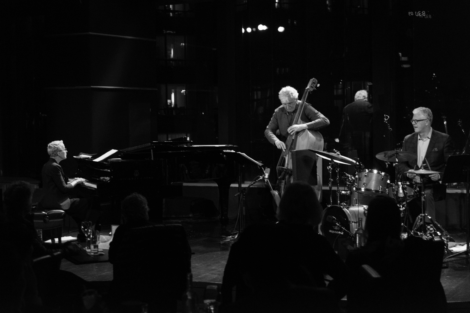 Trio M (Myra Melford, Mark Dresser, Matt Wilson), 2017