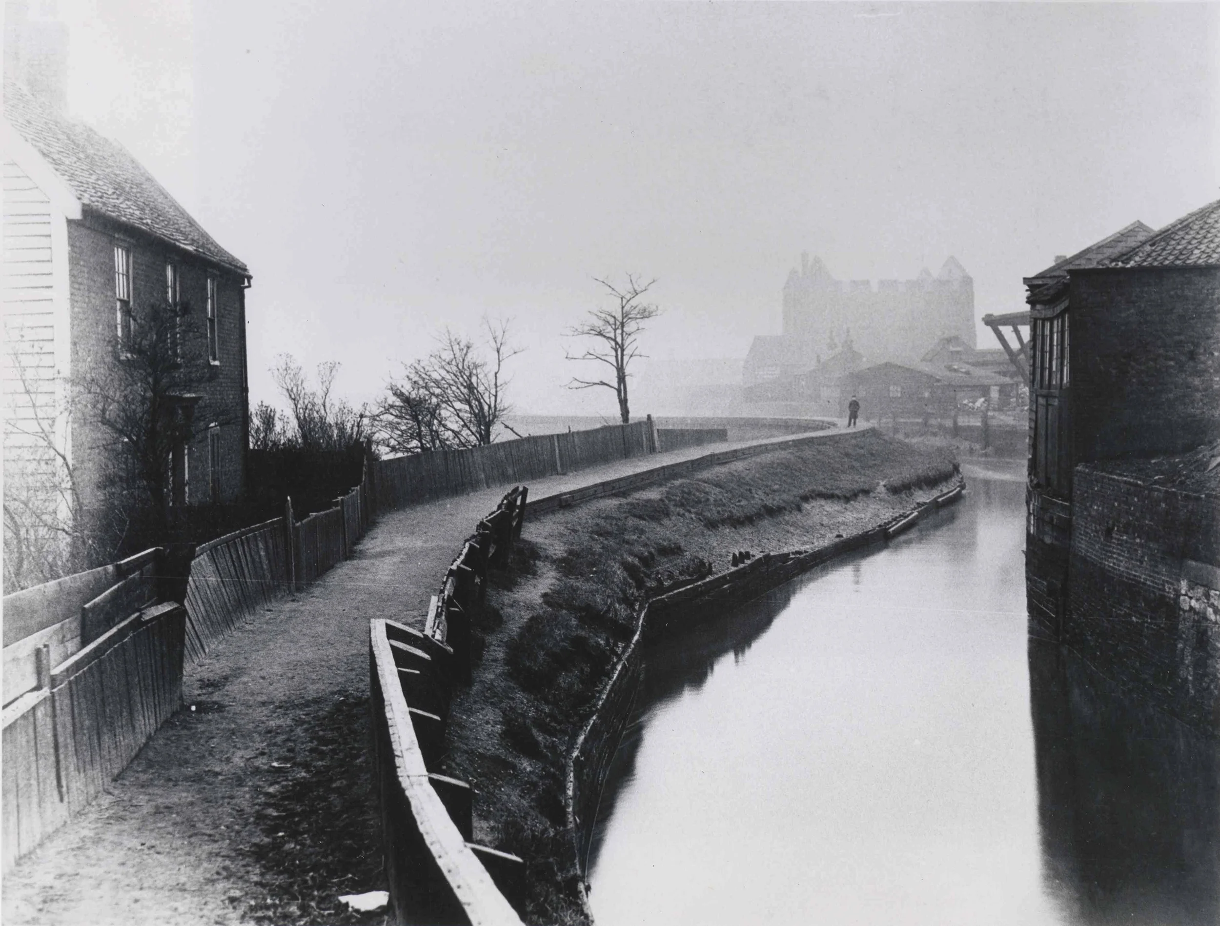 Lea Valley, Three Mills, London (1900) Source: ActiveHistory.ca