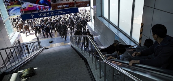 Train to Busan in a nutshell, here. 