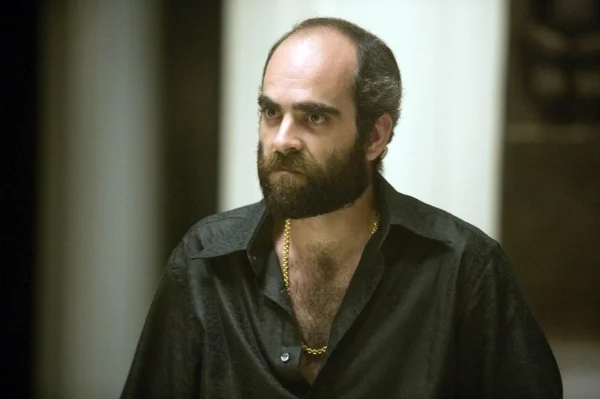 This is Kingpin Dave. He started slinging dope in Columbia after leaving Dinosaur Jr. in 1999.