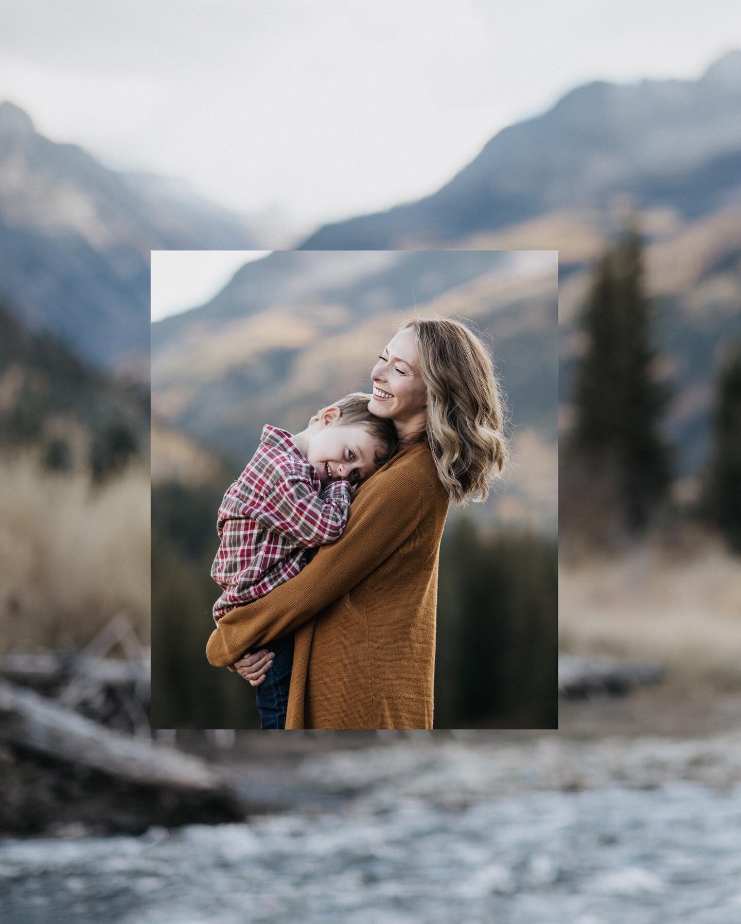A few sneak peeks from last nights shoot with one of my favorite families! This crew has stuck with me since I first picked up a camera and I have loved capturing their family as it grows. I am so lucky to live in such a beautiful place and to get to