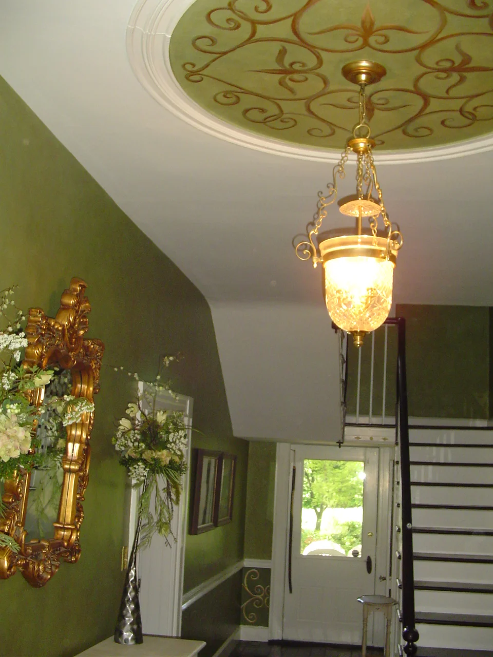 Hamilton Foyer 1.JPG