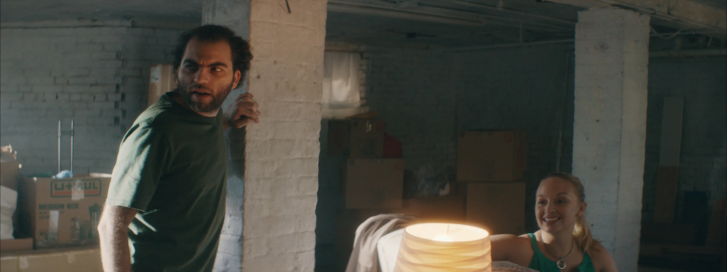 Insta-Web 235.00_00_29_01.Still005.jpg