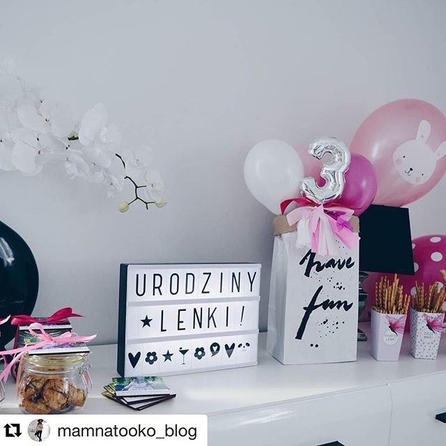 #Repost @mamnatooko_blog Wspaniała aranżacja urodzinowa, a w niej nasze pudełeczka. #socutepl #dekoracja #urodziny #zabawa #partytime