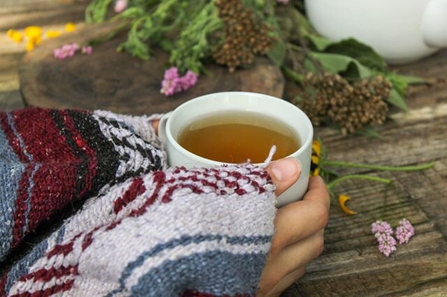 ✨TEA TIP TUESDAY✨⁠
⁠
 Tea tip. If you are using a tea infuser ball, so try not to pack it full of dry tea leaves. The tea leaves will grow and unfold because of re-hydration. They will expand quite a bit and if they are packed too tight, they will no