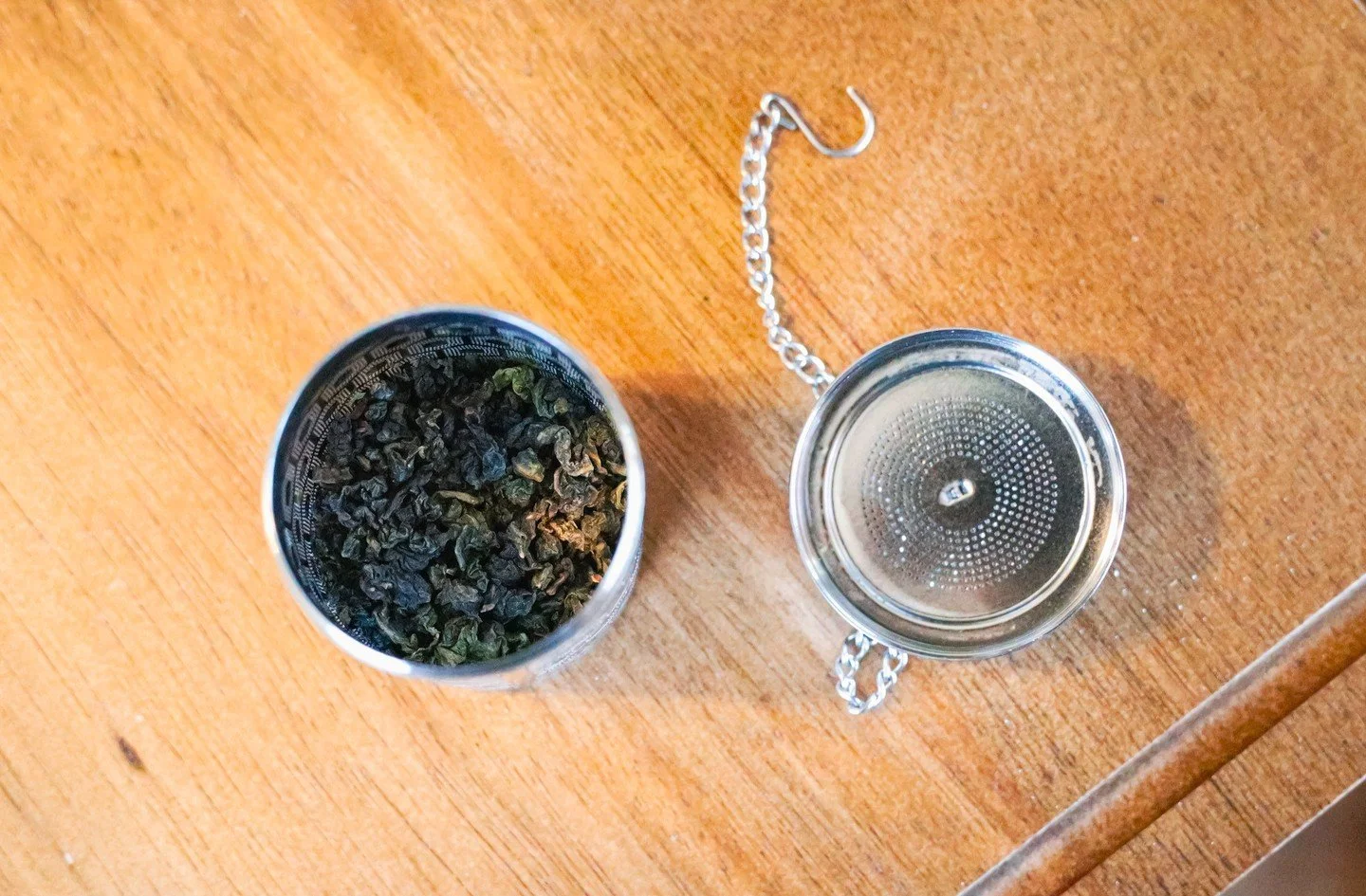 🎁 Last-Minute Gift Idea! 🎁⁠
Tea accessories like this fine mesh strainer make the perfect stocking stuffer for tea lovers or health enthusiasts ☕✨⁠
Pairs beautifully with any of our loose leaf organic teas&mdash;give the gift of health and wellness