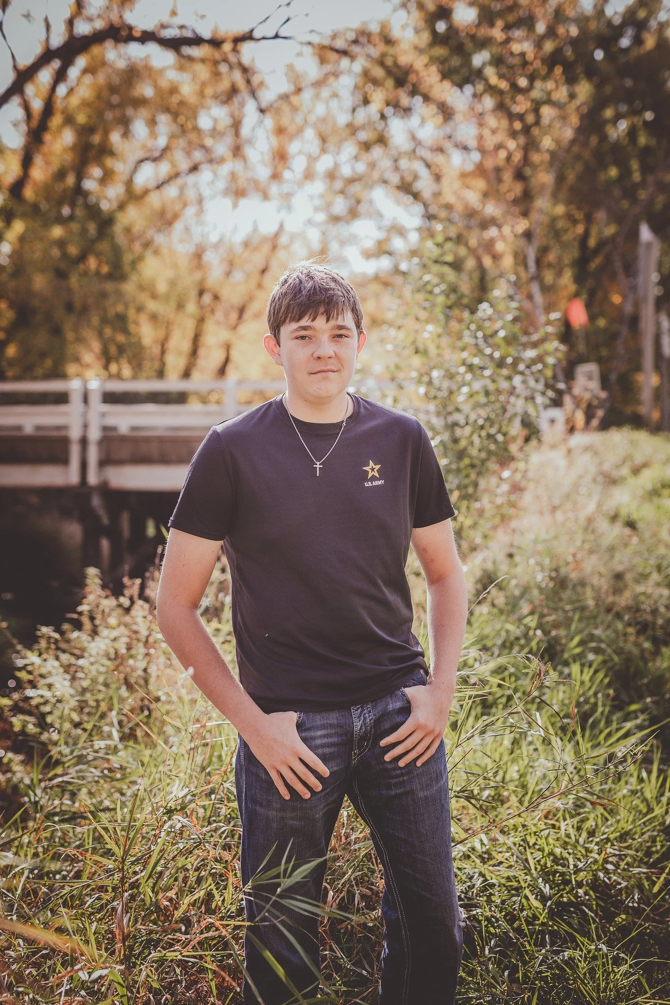 Senior Feature : Levi
.
.
..
#classof2026 #senior2026 #seniorsession #seniorologie #seniorpictures #theseniorcollective #seniorstyleguide #seniorphotography #instasenior #modernsenior #seniorstylecollection #wisconsinphotographer #eauclairewiphotogra