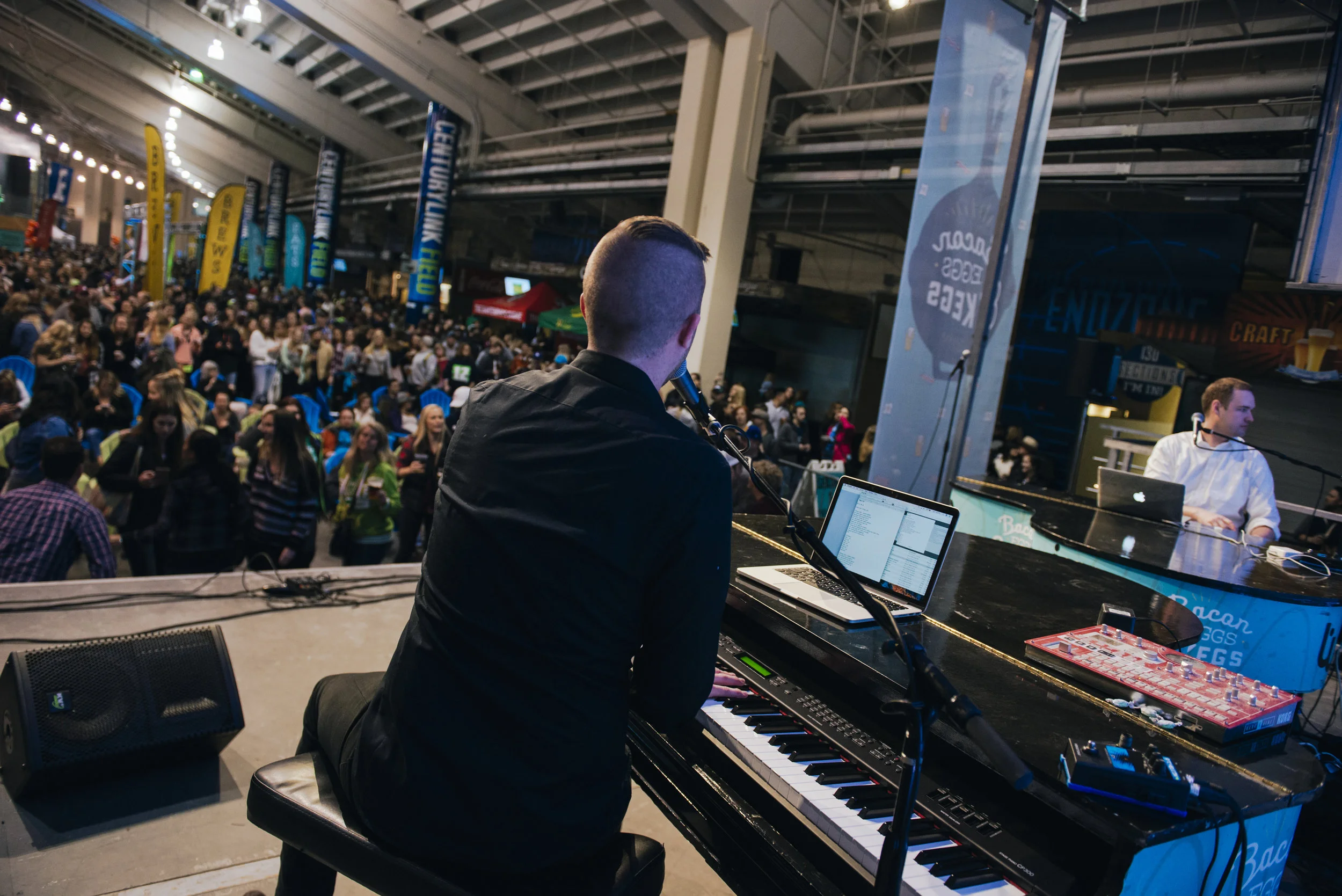 BEK_Stage_LIN_LIN_1024.jpg