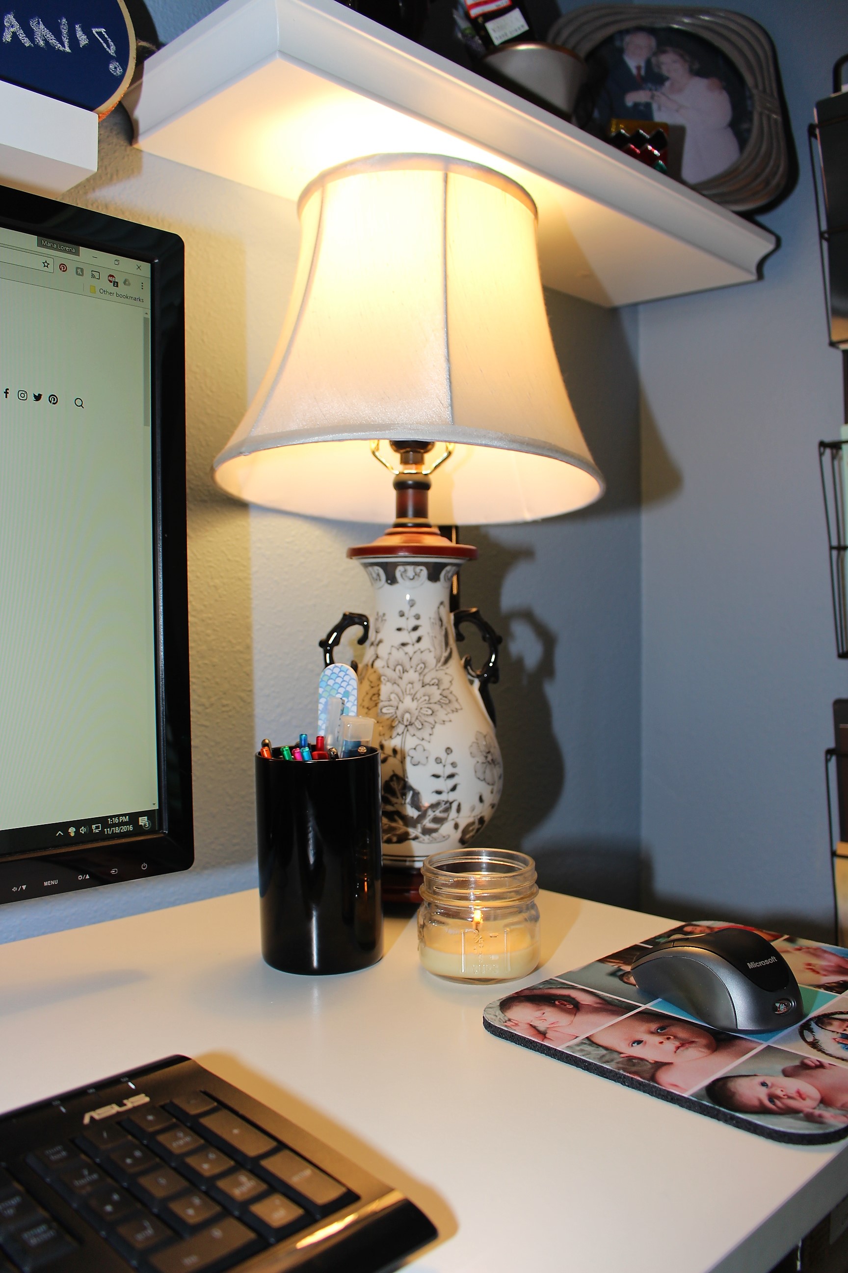 I seem to always need storage for pens and pencils and what not in the office. This old candle jar does the trick beautifully!
