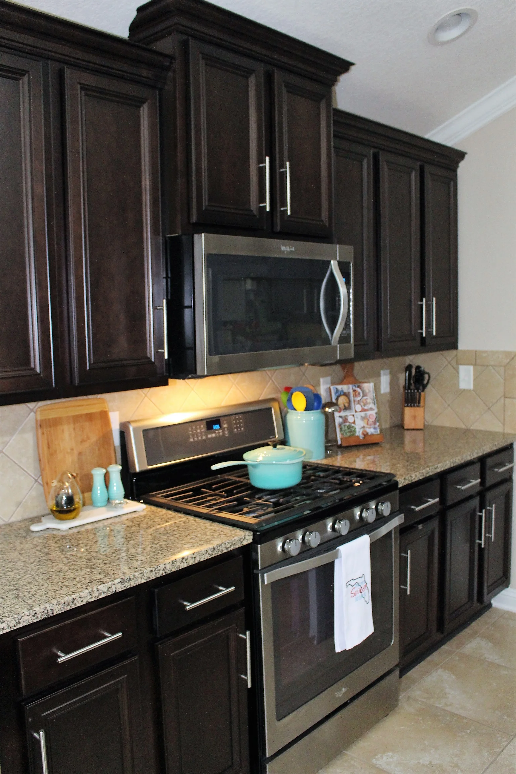 4 Reasons Why You Should Consider Concrete For Your Kitchen