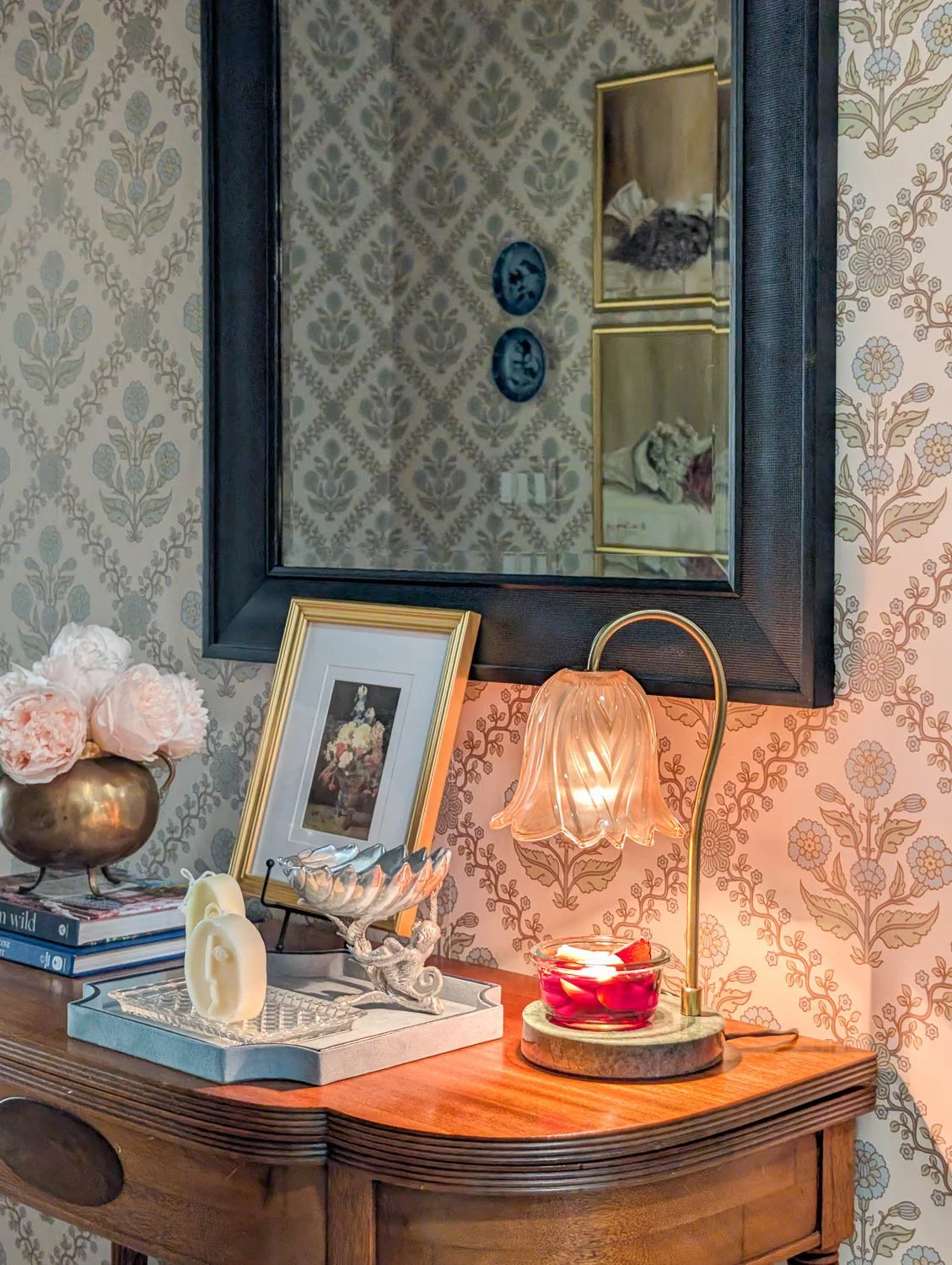 Beyond the Wick: How to Use a Candle Warmer as a Simmer Pot for a Non-Toxic Home