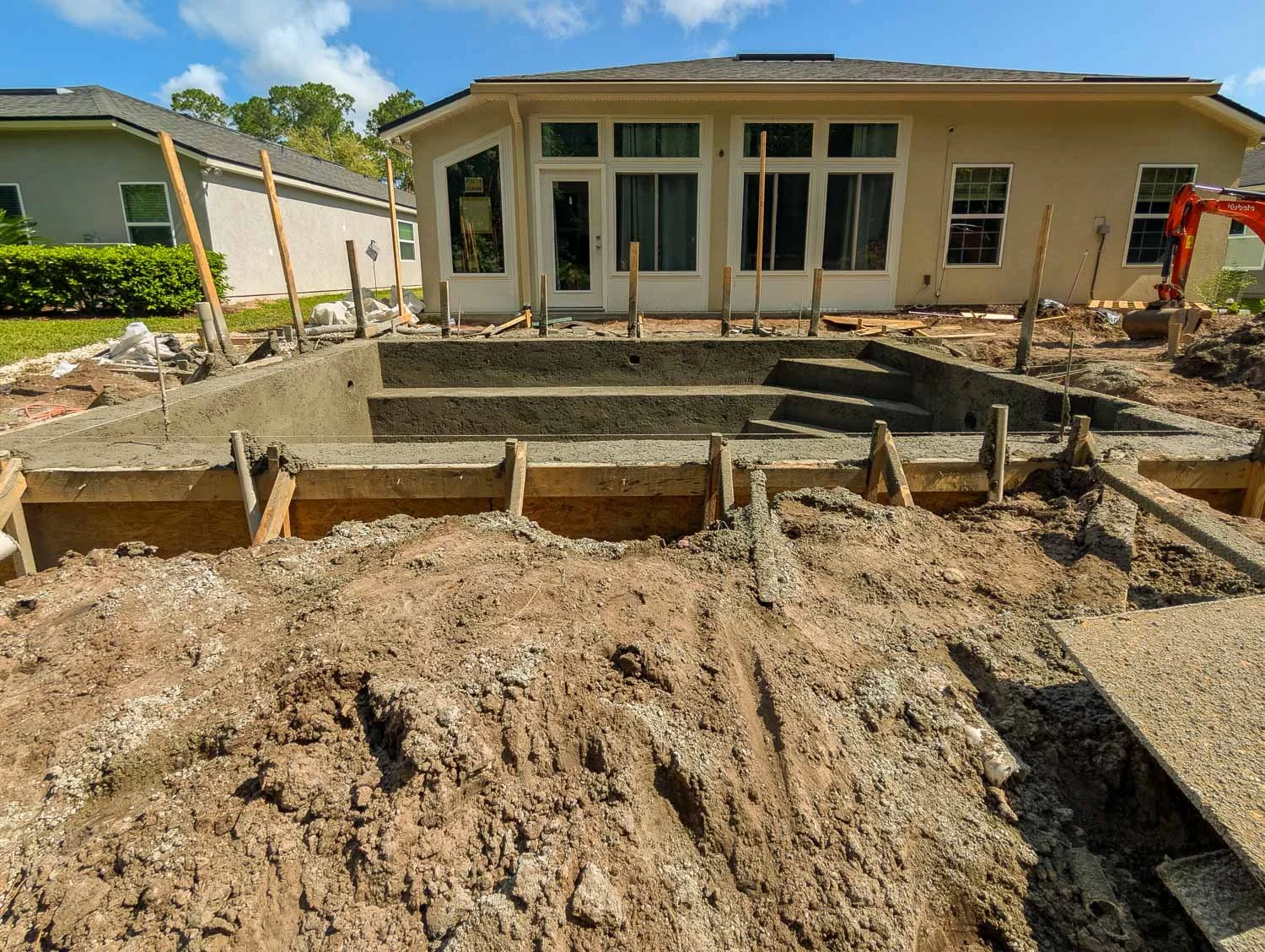 Pool Construction Diary: What No One Tells You About the Messy Middle