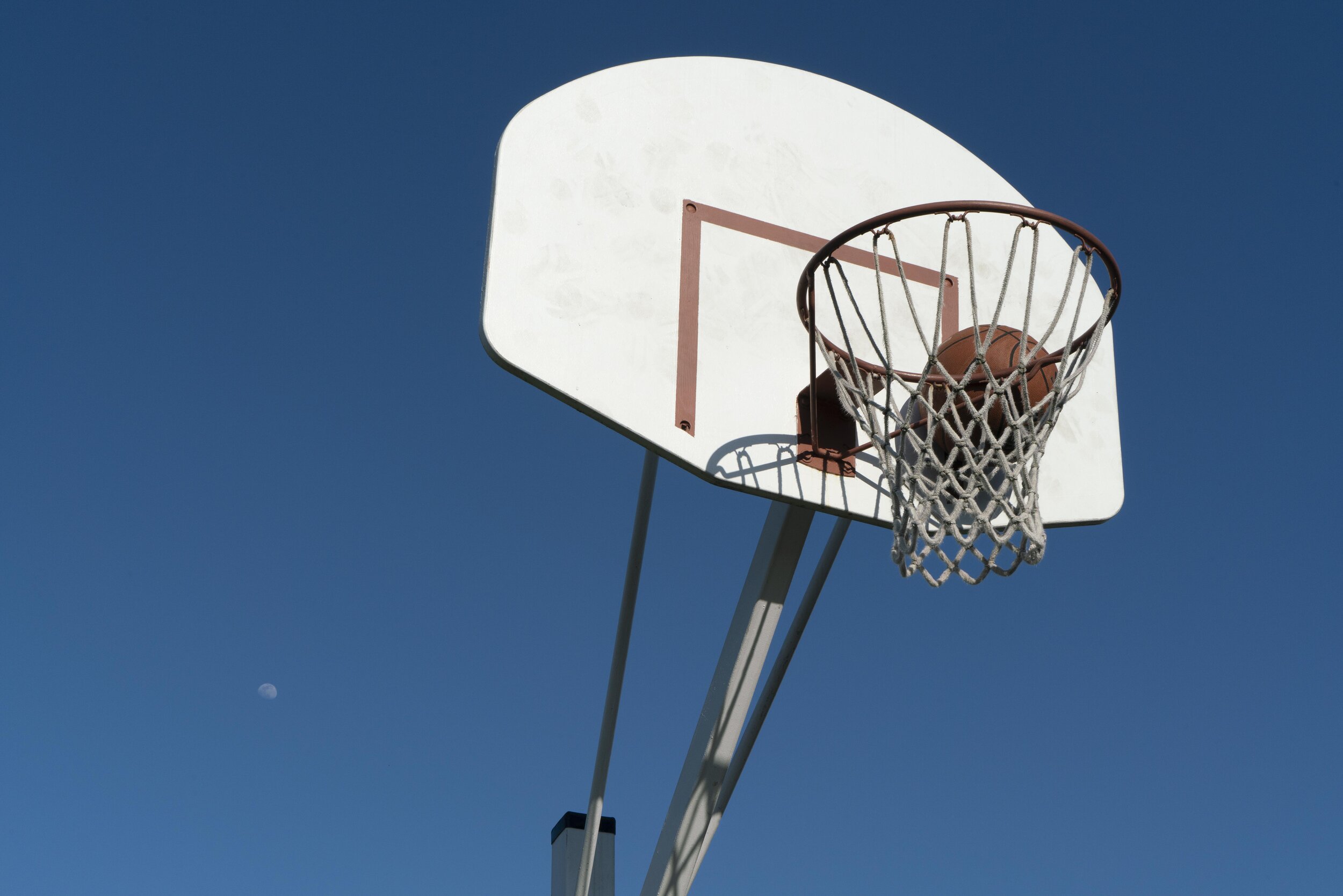 basketball+moon.jpg
