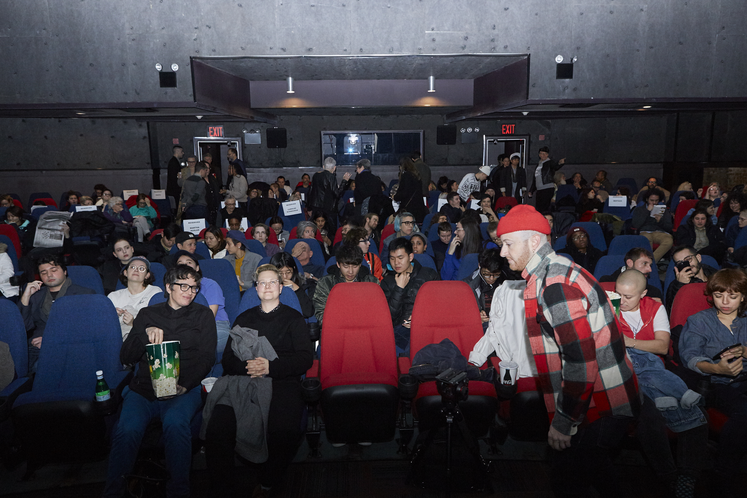  Audience at "The Hammer" Mix (Photo by Eric McNatt) 