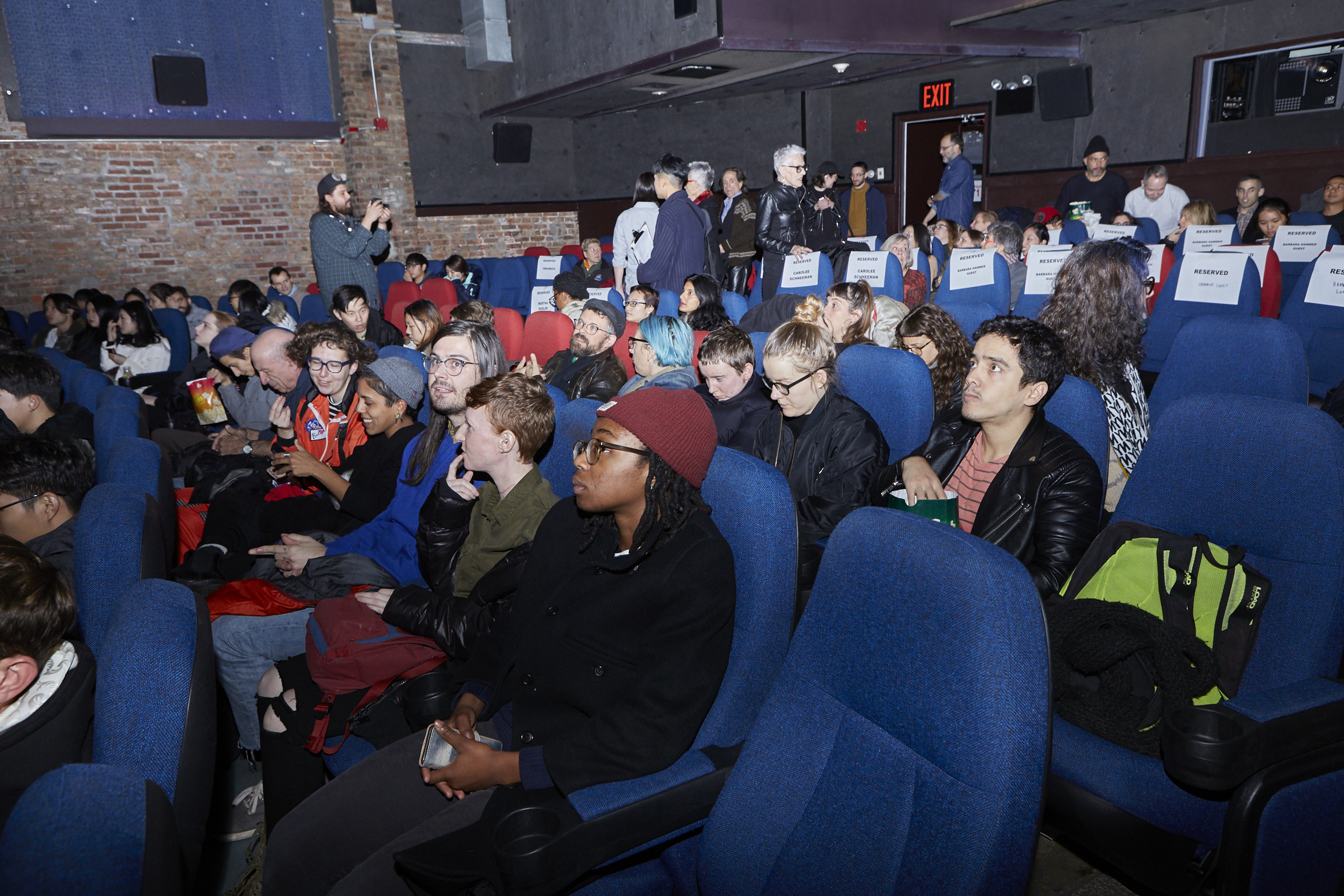  Audience at "The Hammer" Mix (Photo by Eric McNatt) 