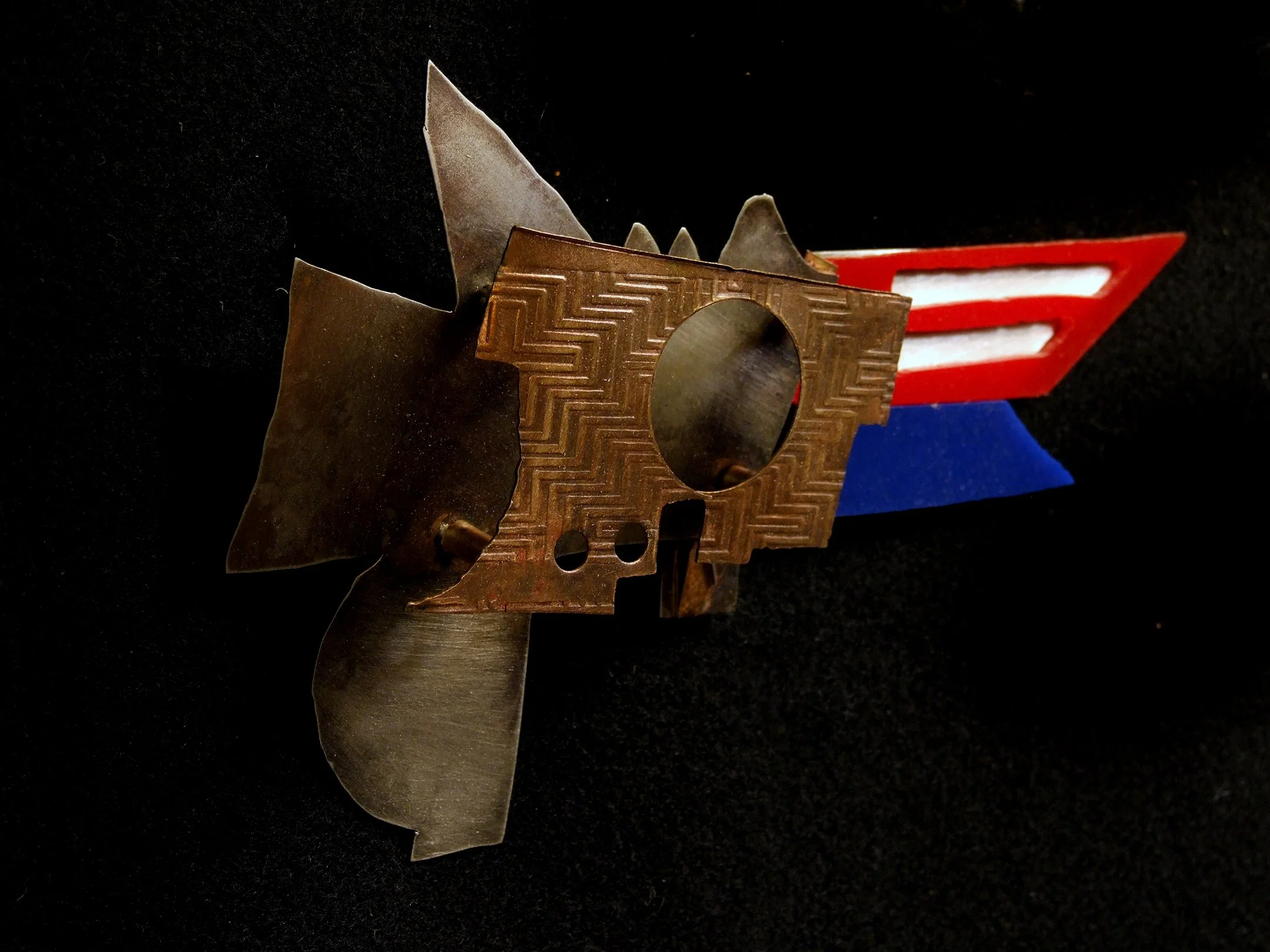 Lizarraga_N_SmallMetalSculpture_2.JPG