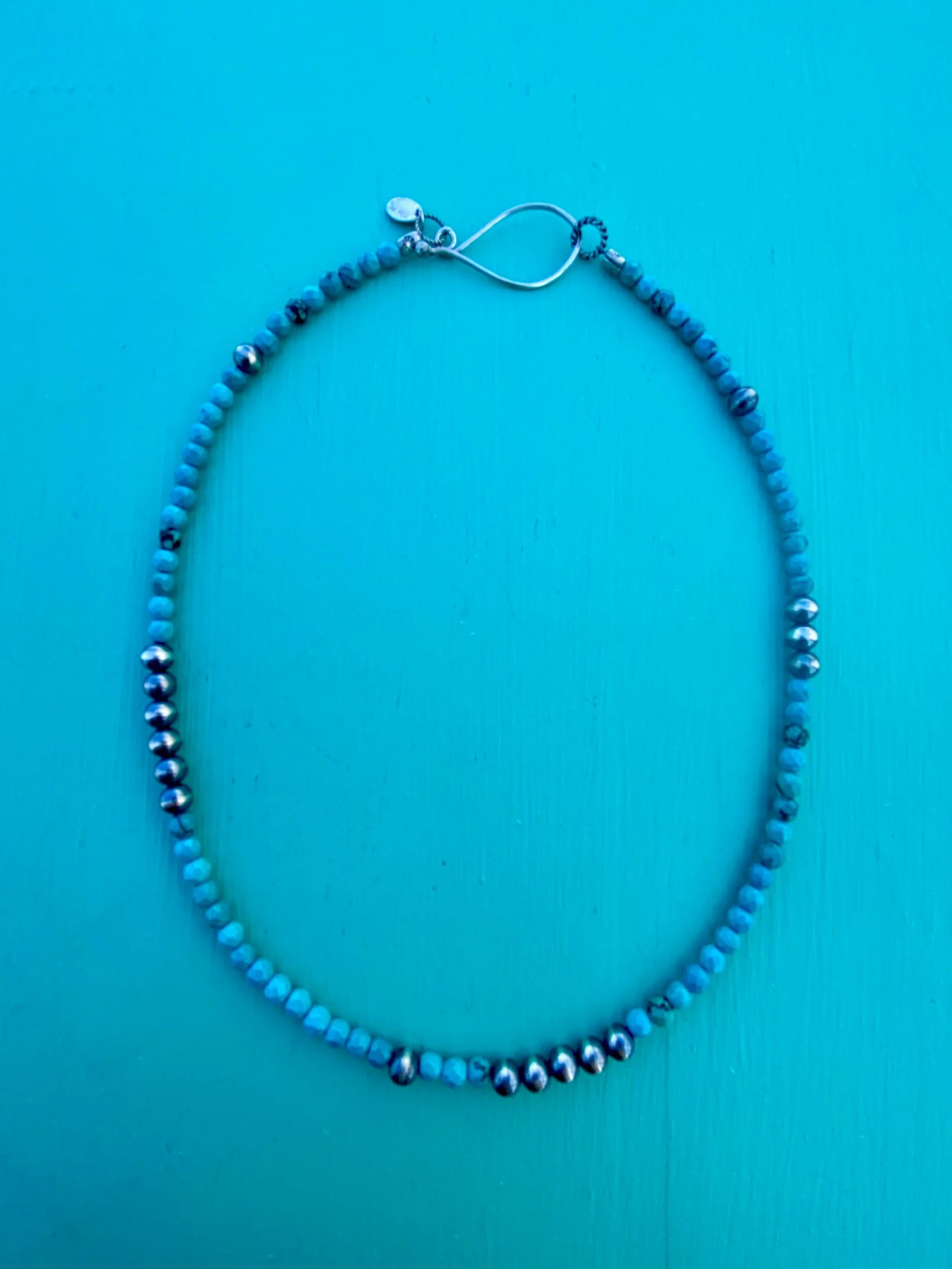 F29297CF-A589-443D-861F-EB4ED4D62C63