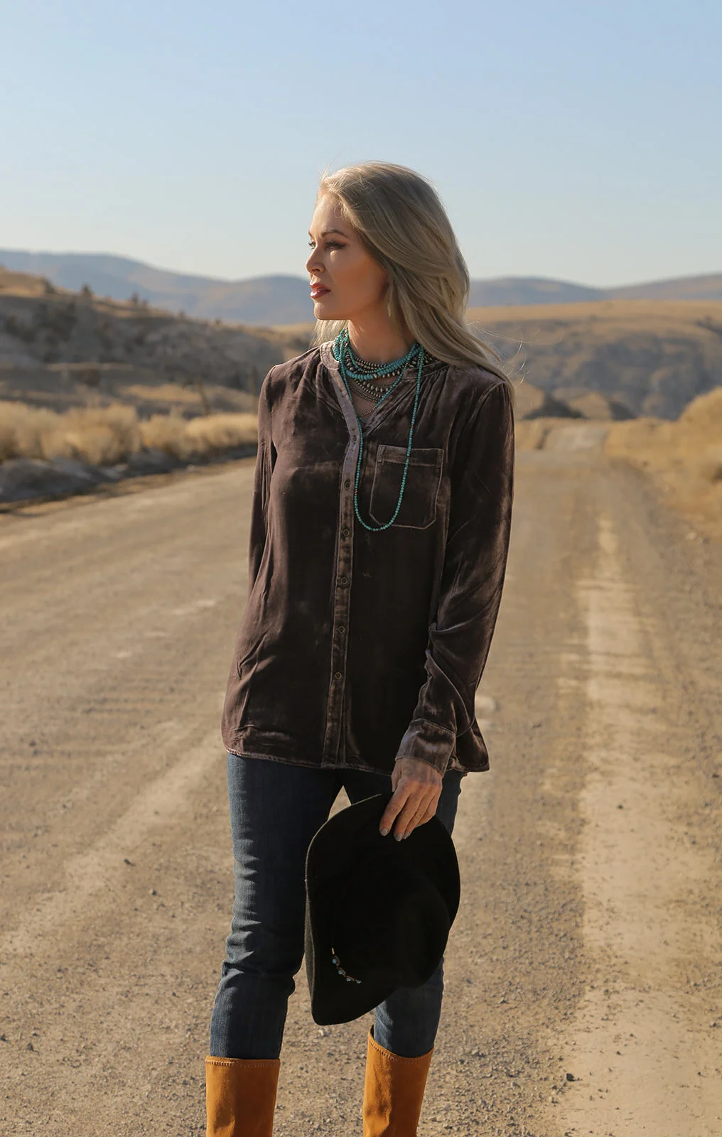 65FE9562-5E34-457D-8AAA-2B29C291DE1B