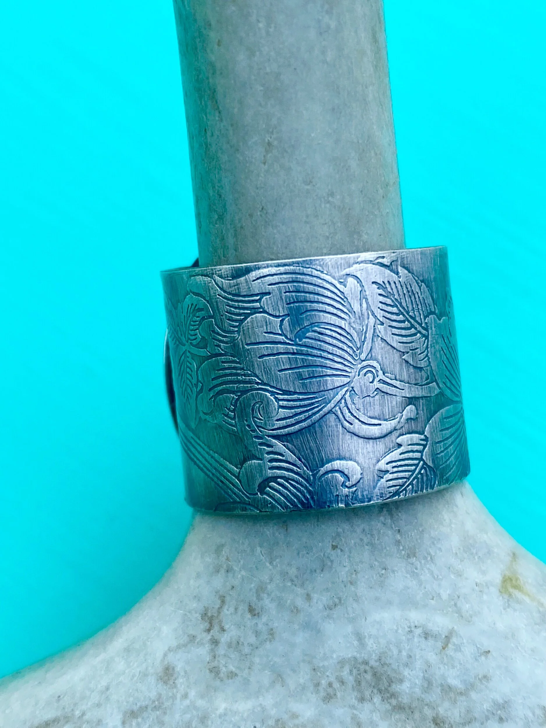 E541AAB6-4E91-4946-A88C-CF70242363FA