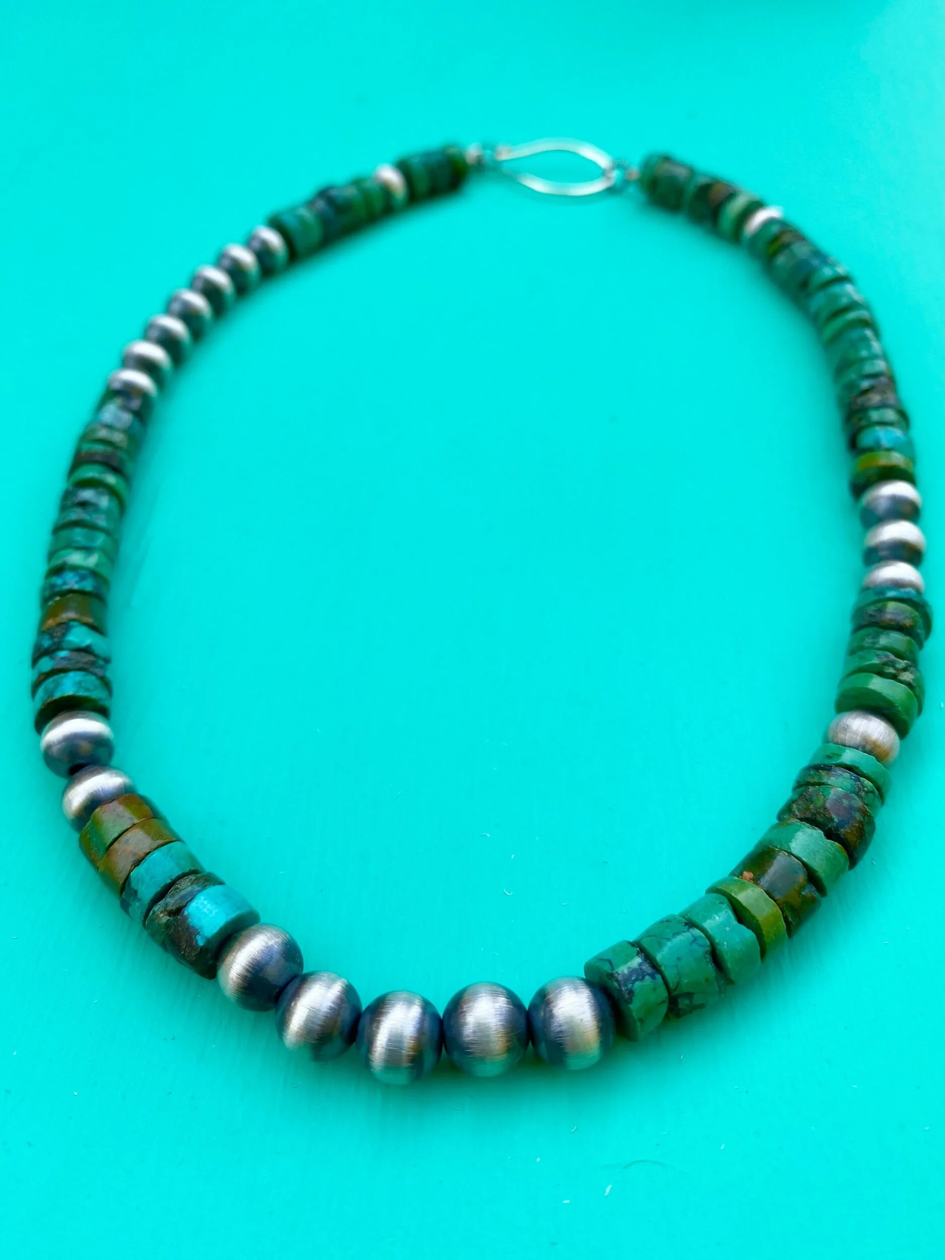 98D555E2-EE12-4203-8DB4-939B639D831A