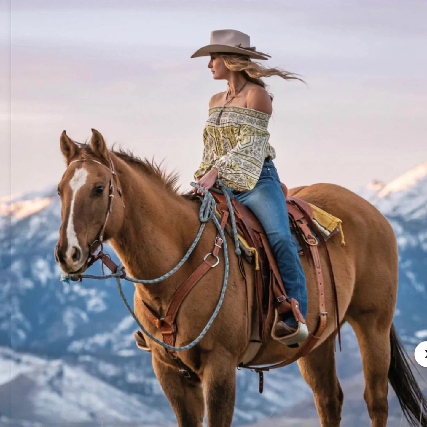 35DAA62C-6421-41B9-AA32-A99E88DAEFEE