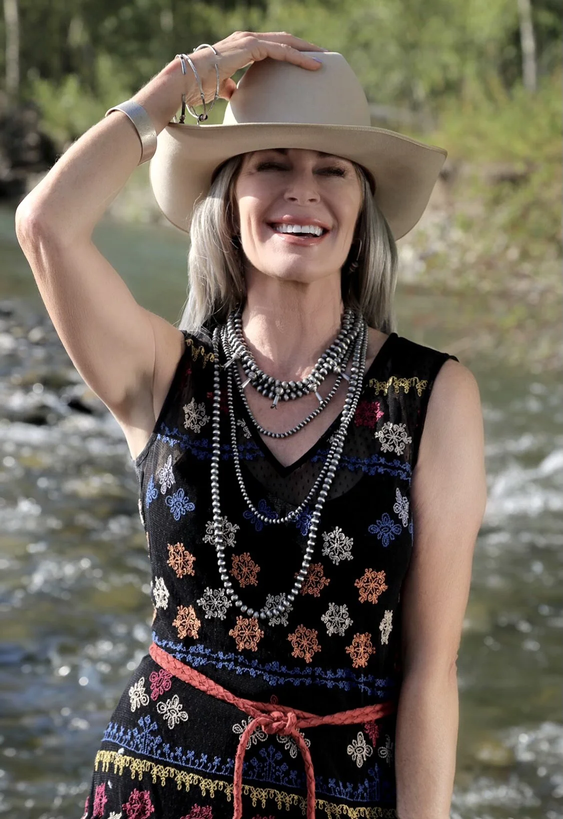 B346B1E7-22D8-45A1-BD71-01F107951E7F