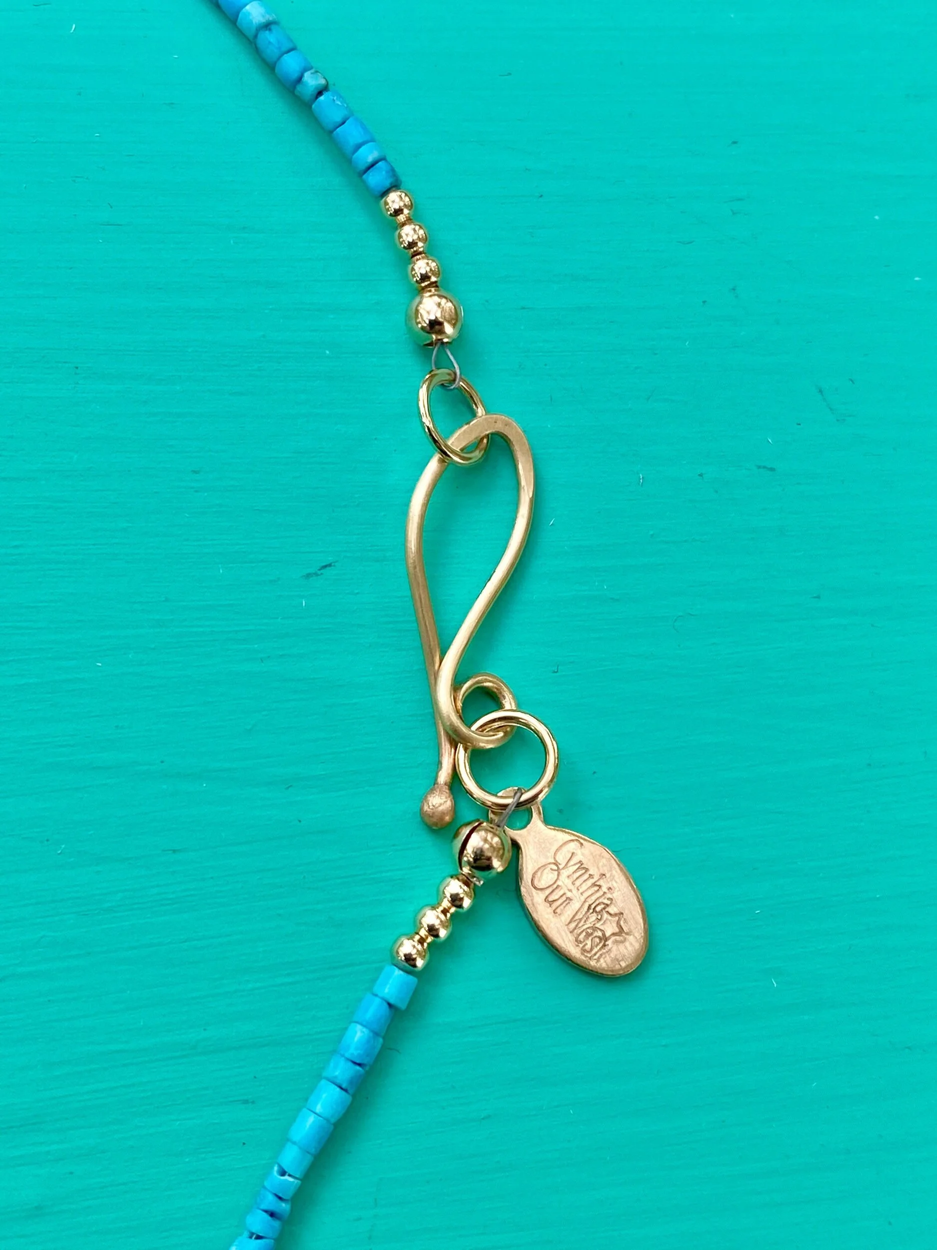 79FE5DA5-0999-4C5E-864B-C783D2558DF5