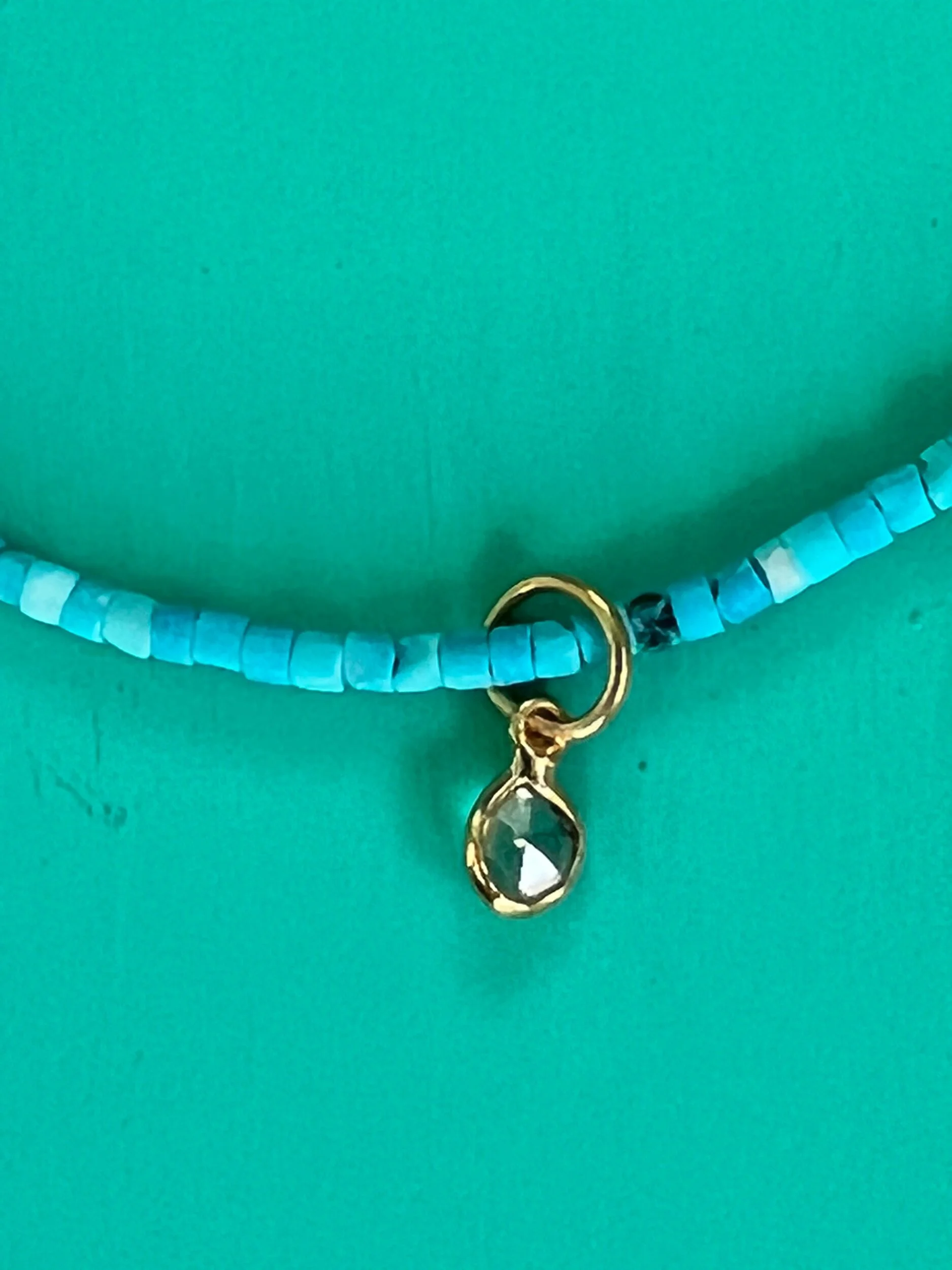 66472F10-FB0D-40B2-9F36-2BF79E3E86B1