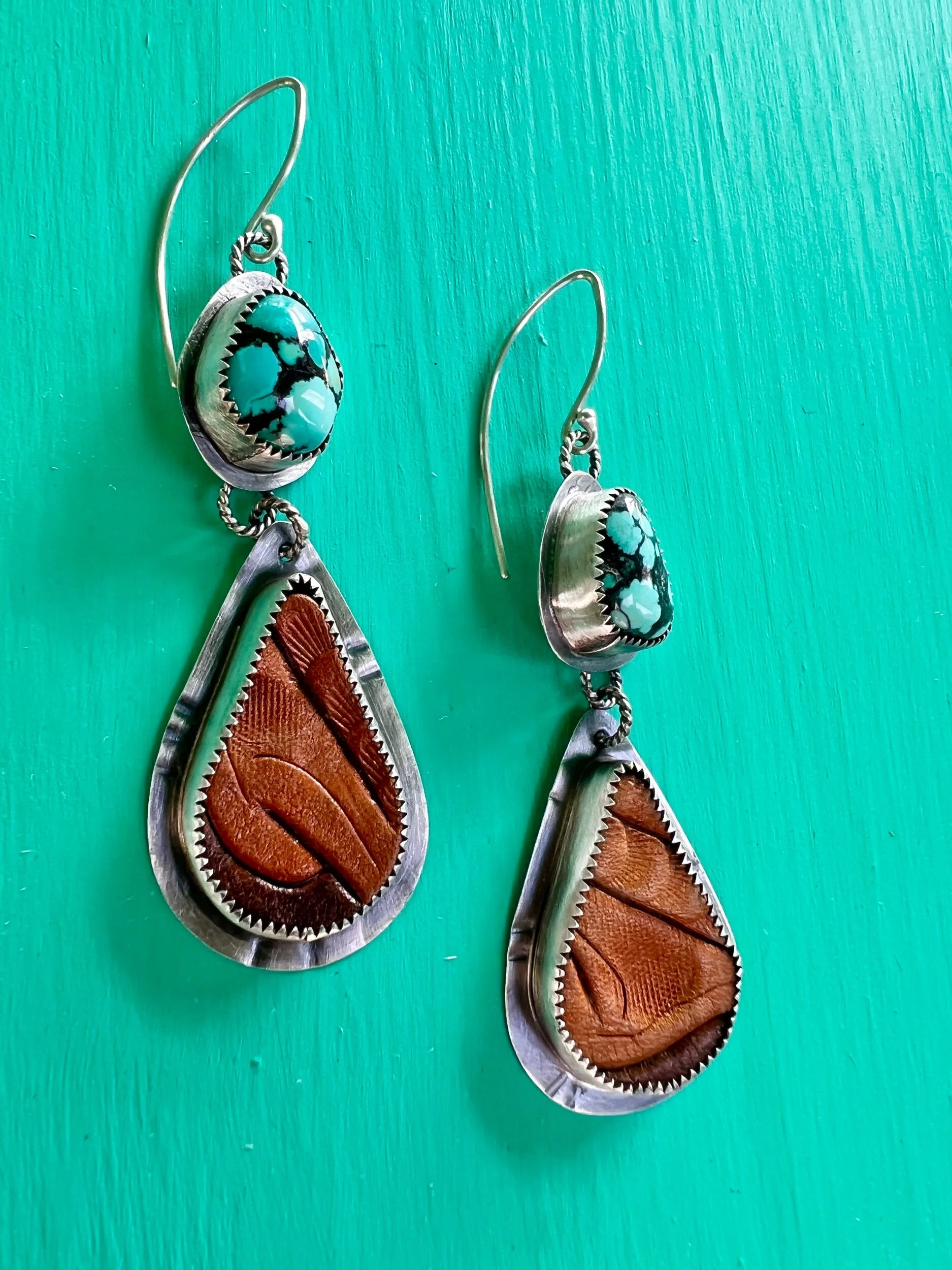 DA34CD58-14A3-44B8-8266-BCAB41AA6FA1