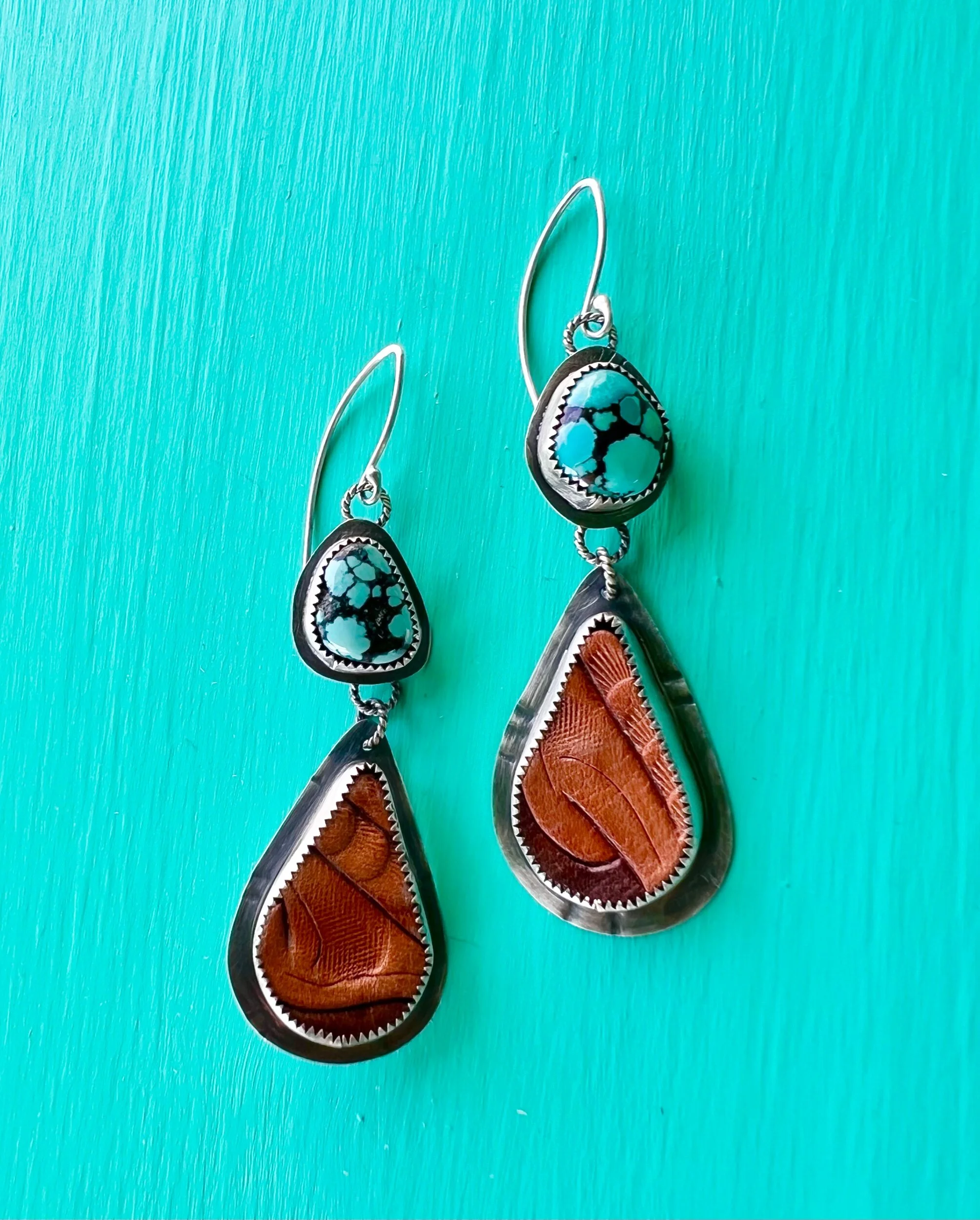 8E3E7356-71A4-48CD-8C1A-F9C1905C8F23