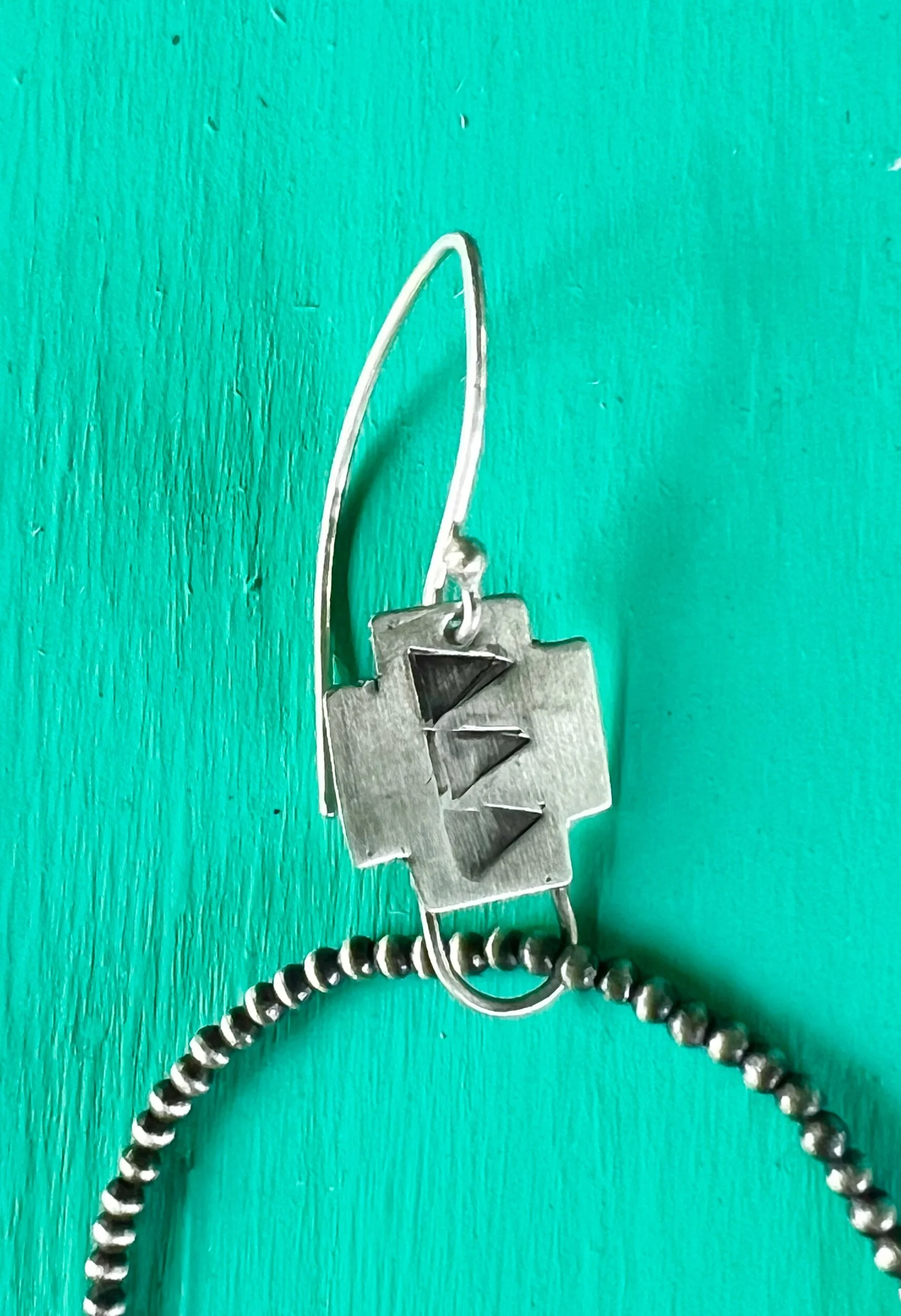 D0D6A3B2-9447-4A19-96B8-EC9792C0C14E