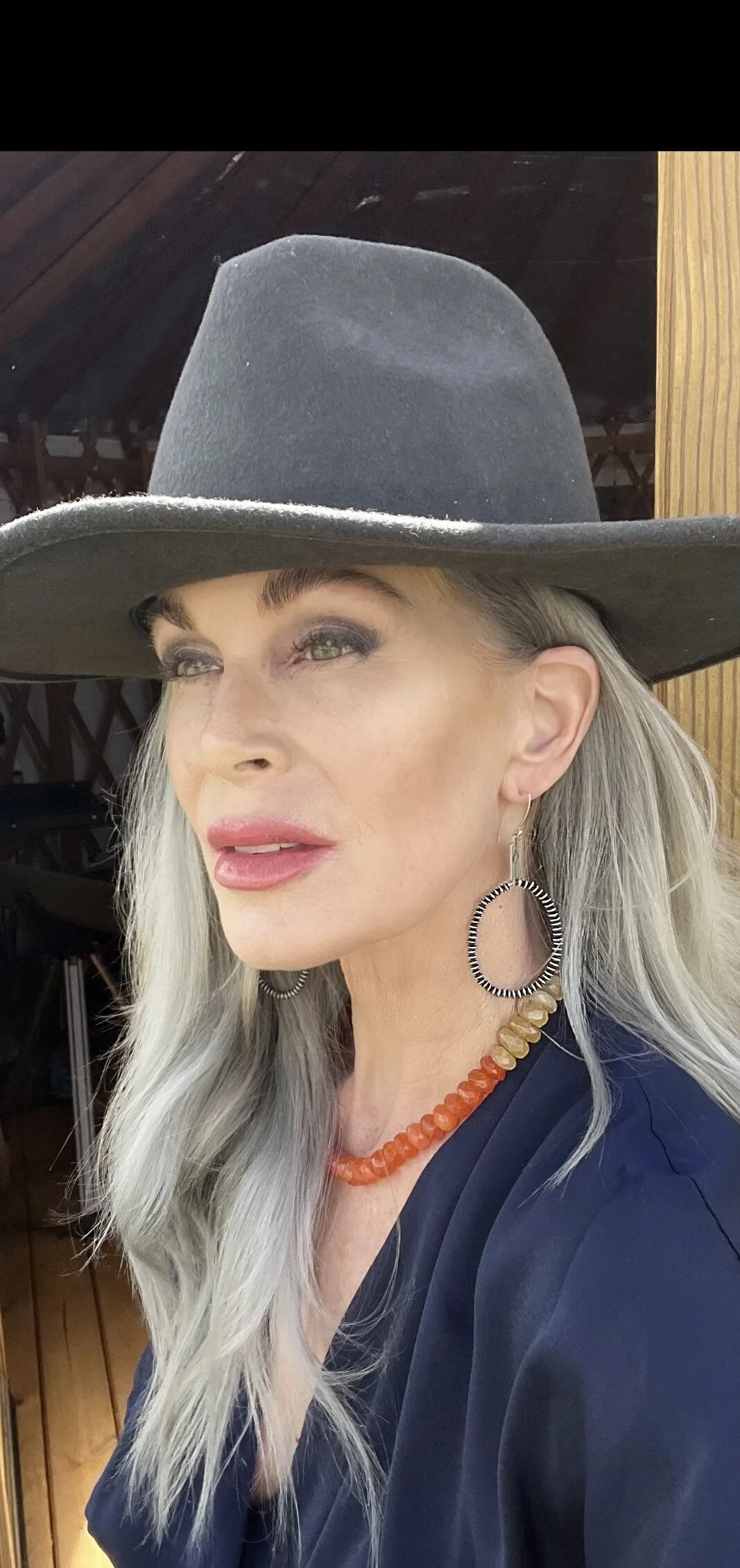 E5978967-1F76-4C39-B4FB-7A14FEAFE6E2