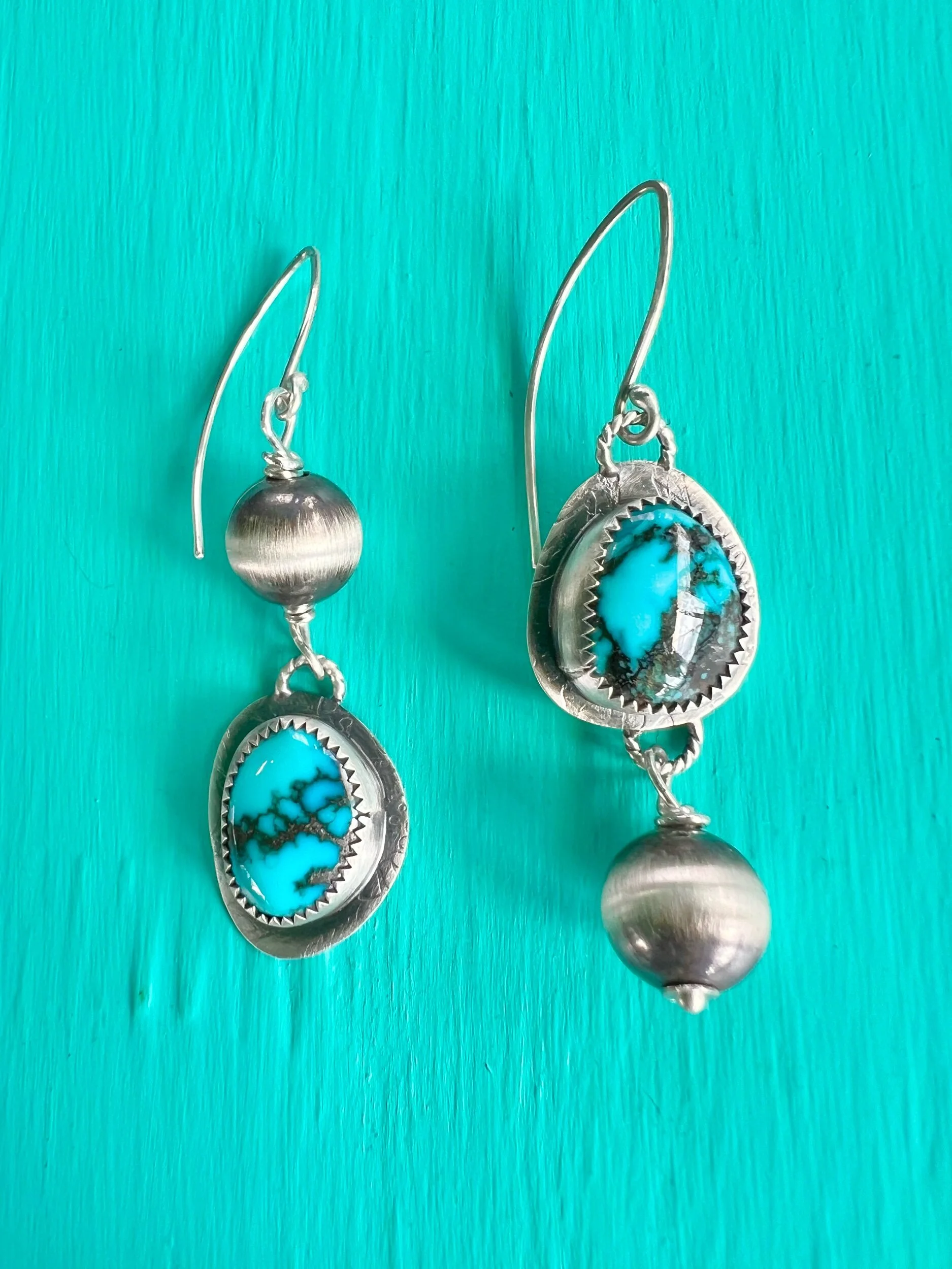 AE0CAA12-3900-4495-AF03-733F751E7C5F