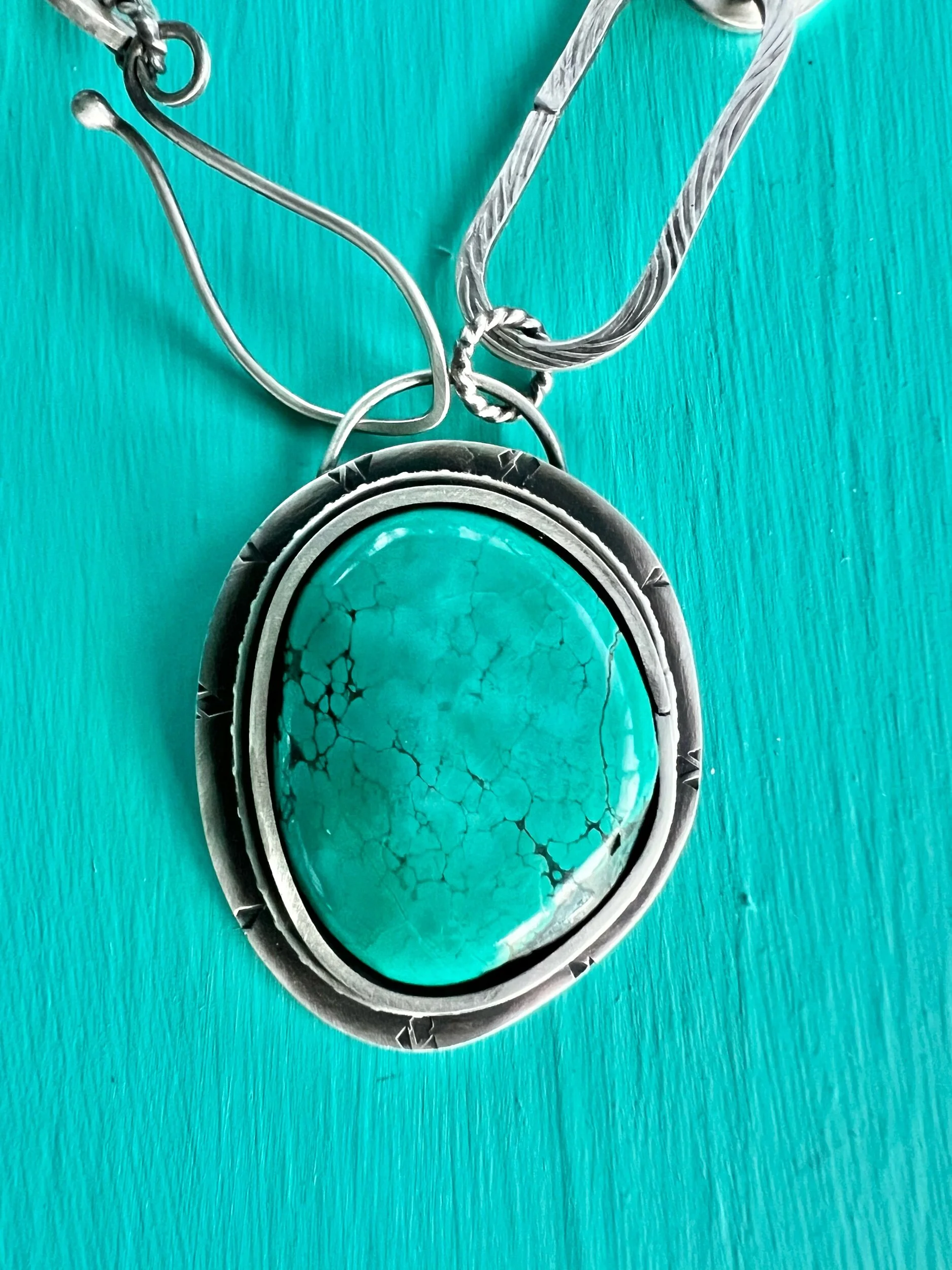 55D60F8D-996B-48BA-AEDD-412770A697CA