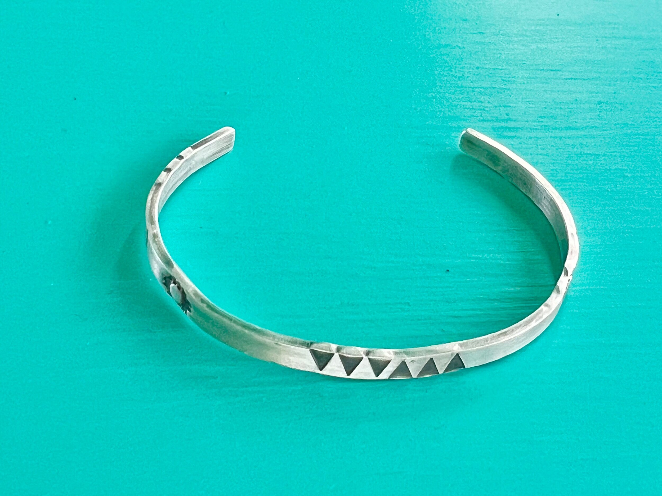 4D2CACC4-65B3-4DE7-A8A4-BB77A563F15F