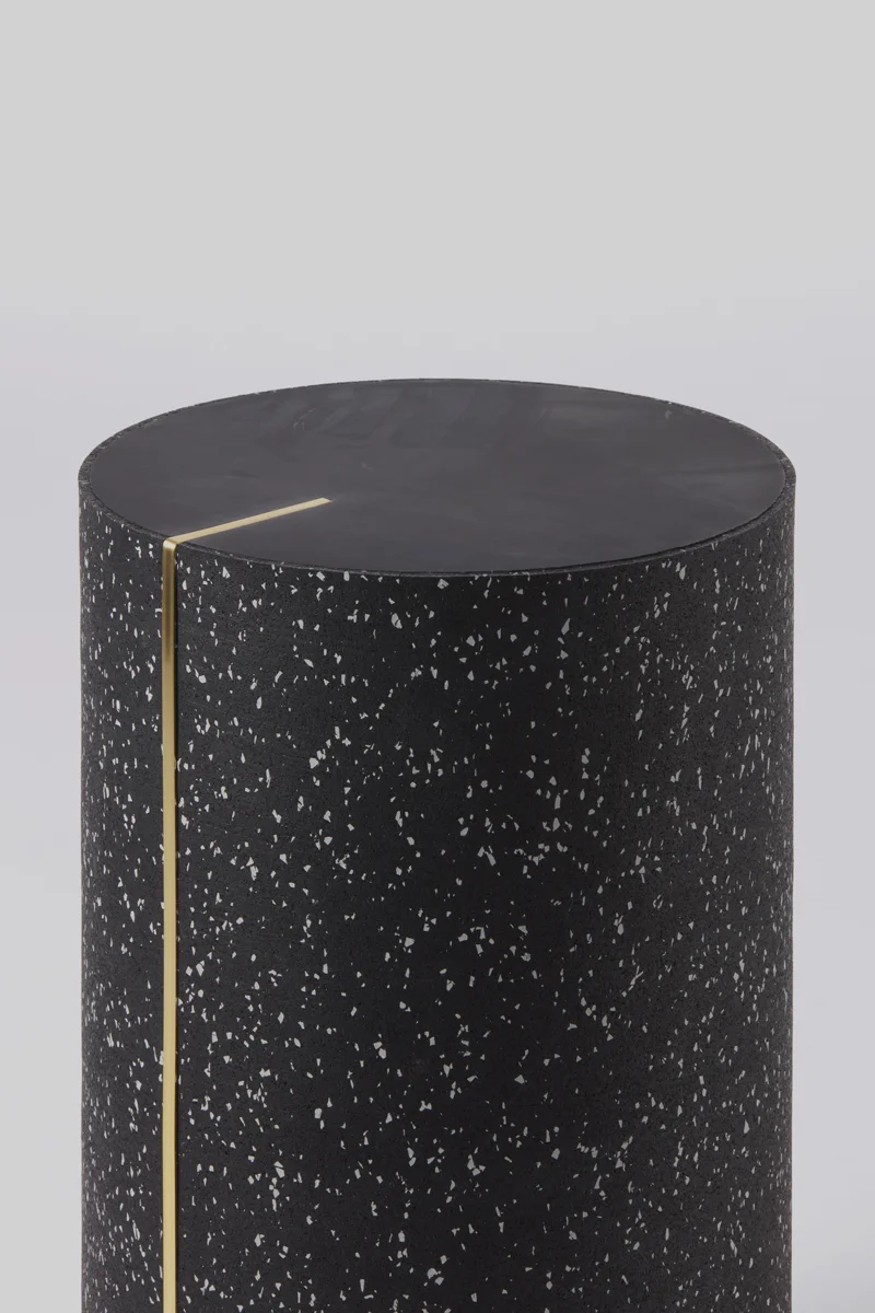 SlashObjects_BlackCYL_Detail_web.jpg