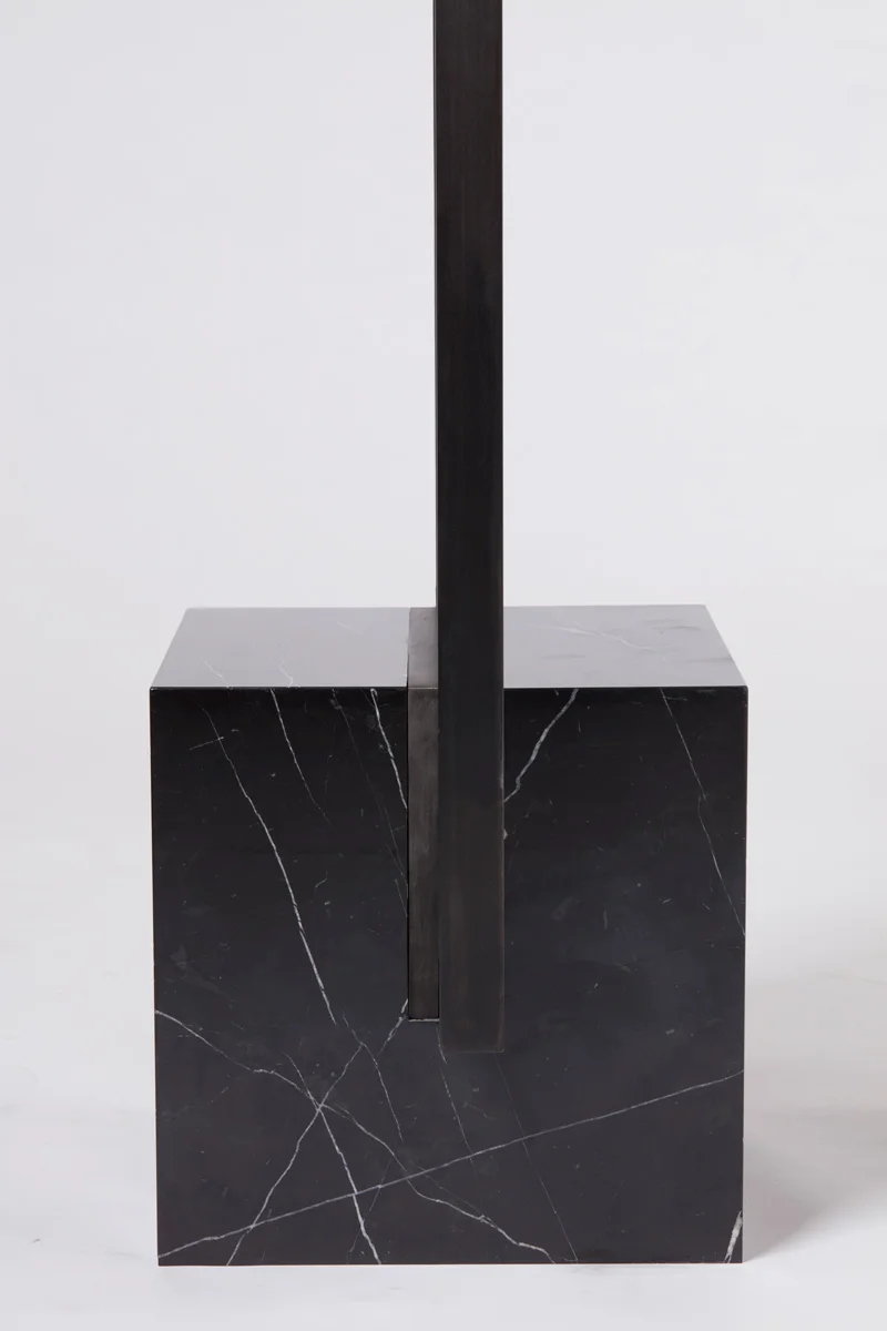 SlashObjects_StandingMirror_Black_SideDetail_web.jpg