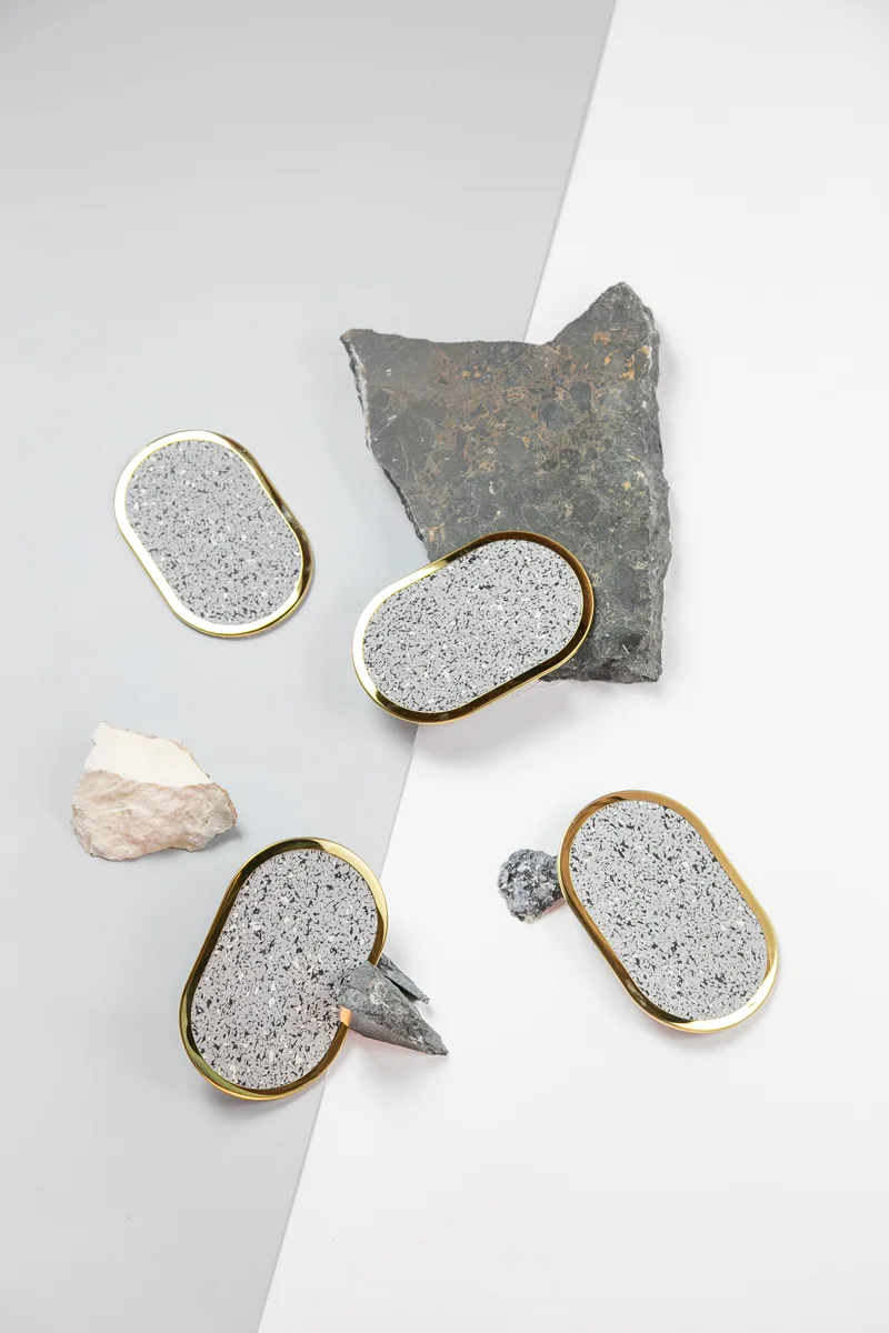 COGR1_SlashObjects_Coasters-Rocks-Gris_web.jpg