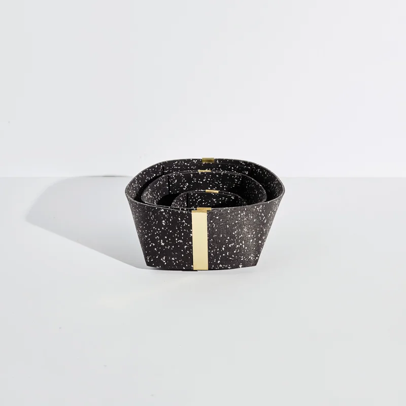 BSKT_SB_Speckled-black_SET_SlashObjects_web.jpg