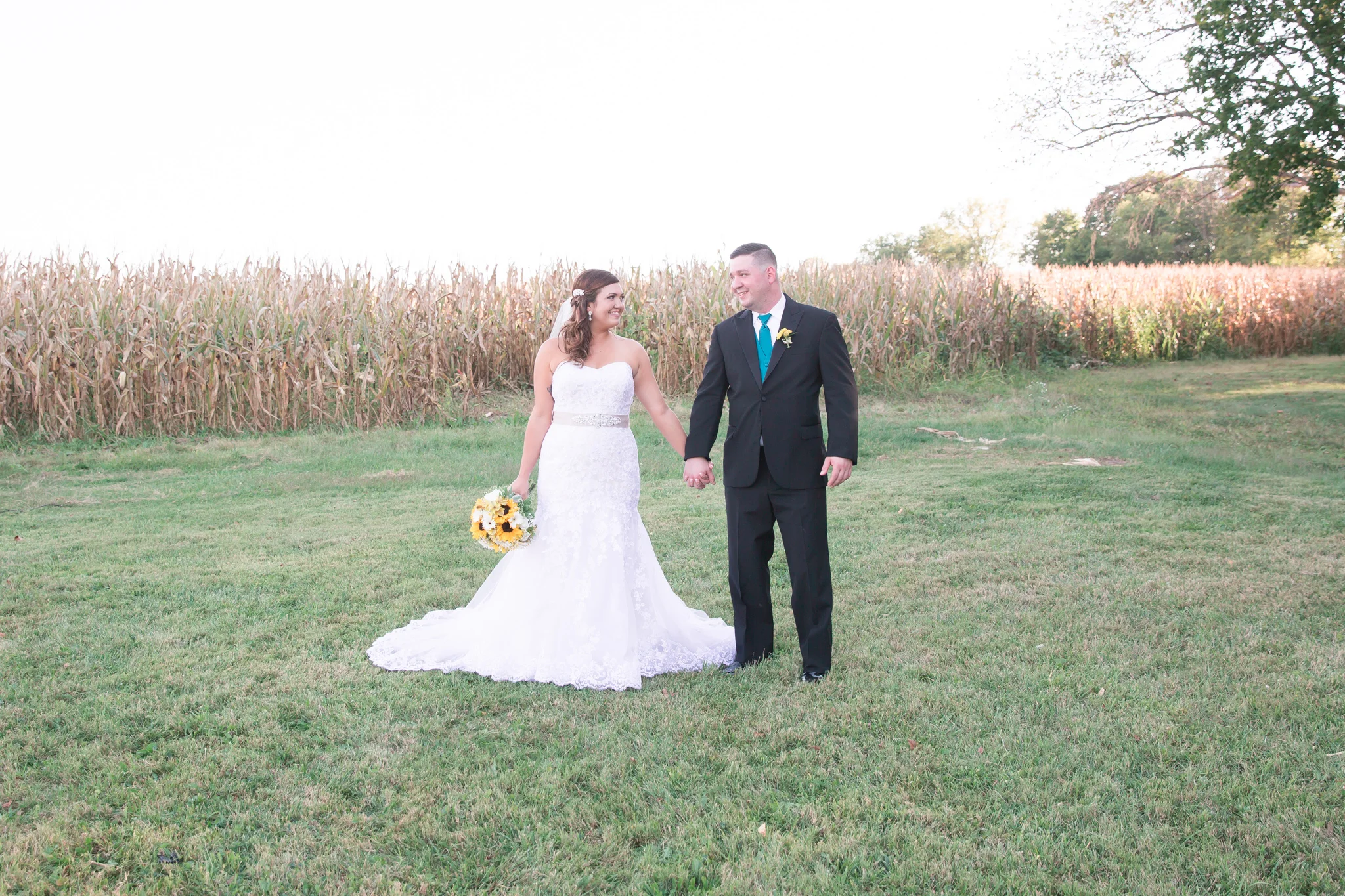 Oh photographing by a cornfield. I powered through having two bugs in my eyes while photographing Helen and Dan. This pic is super cute and despite the bugginess, I loved the location!