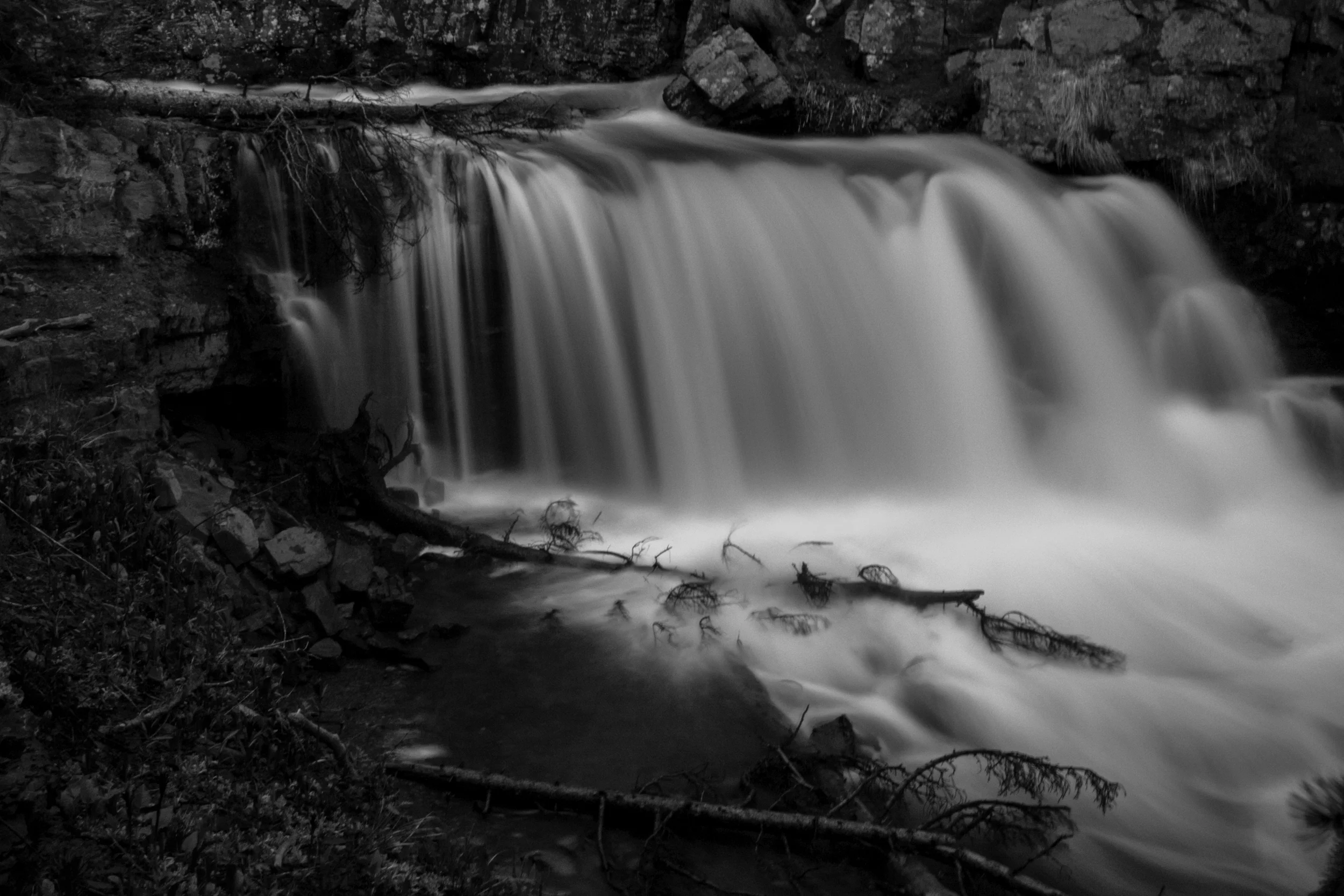 waterfall b-w.jpg